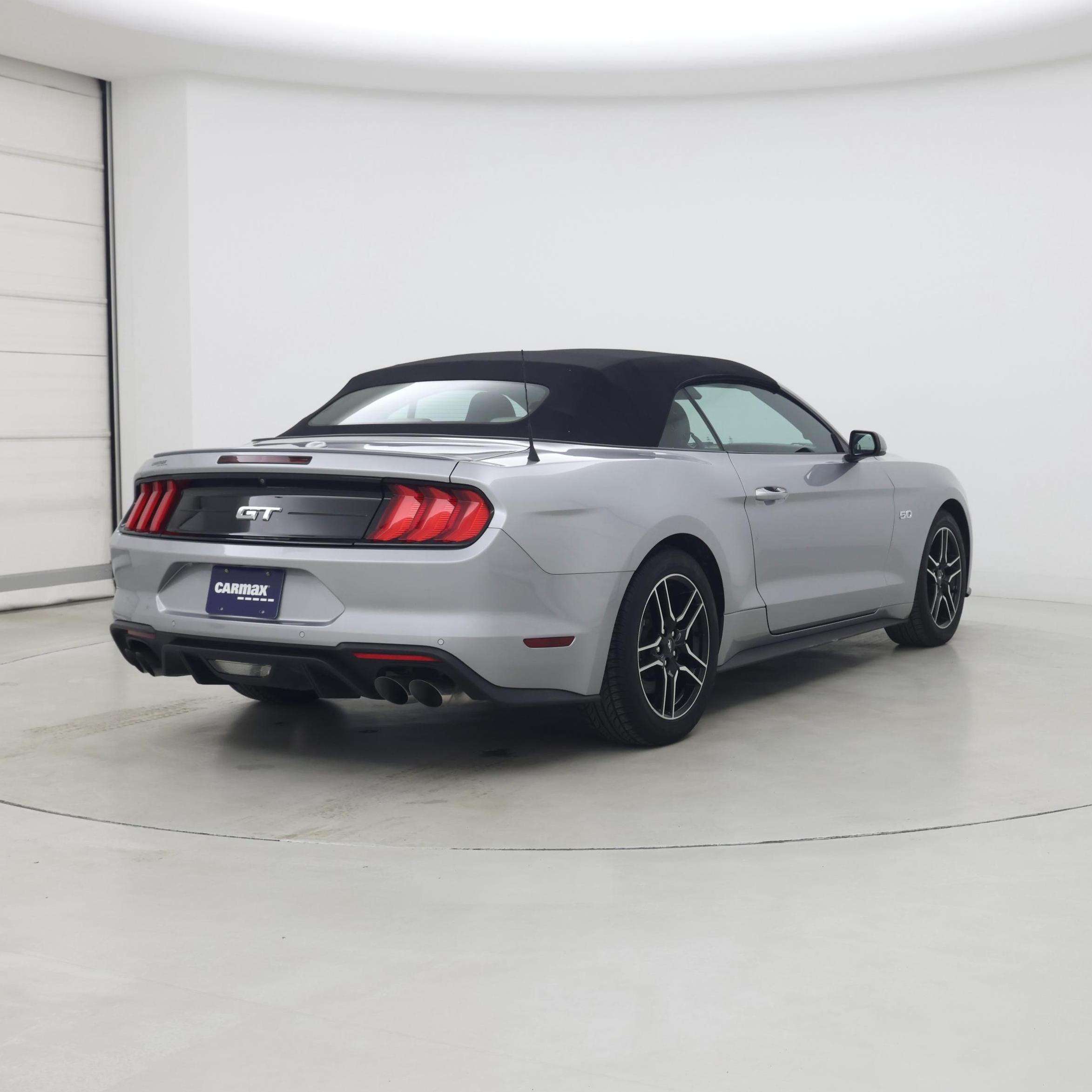 Thumbnail: 2022 Ford Mustang - 8