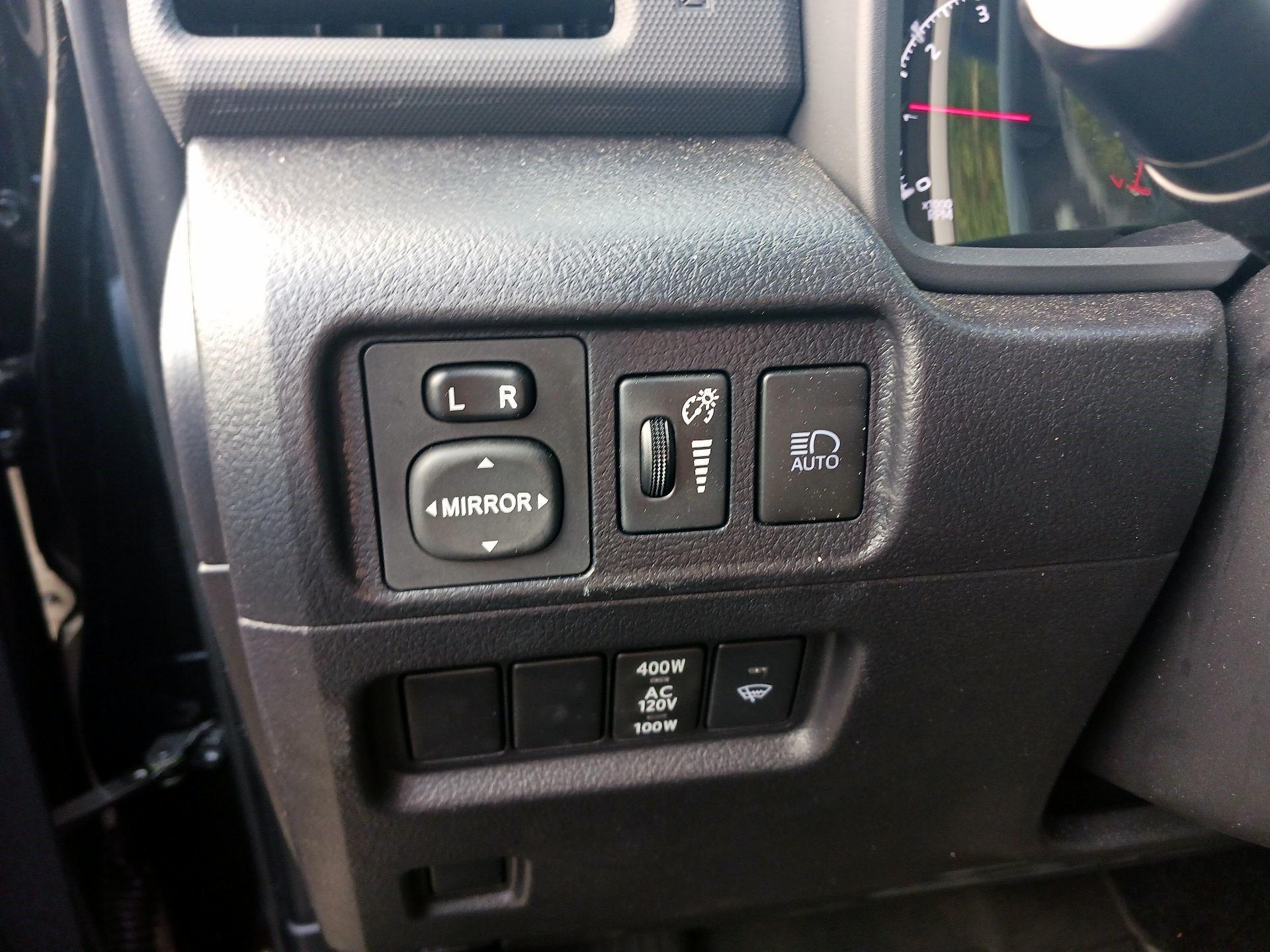 Thumbnail: 2023 Toyota 4Runner - 11