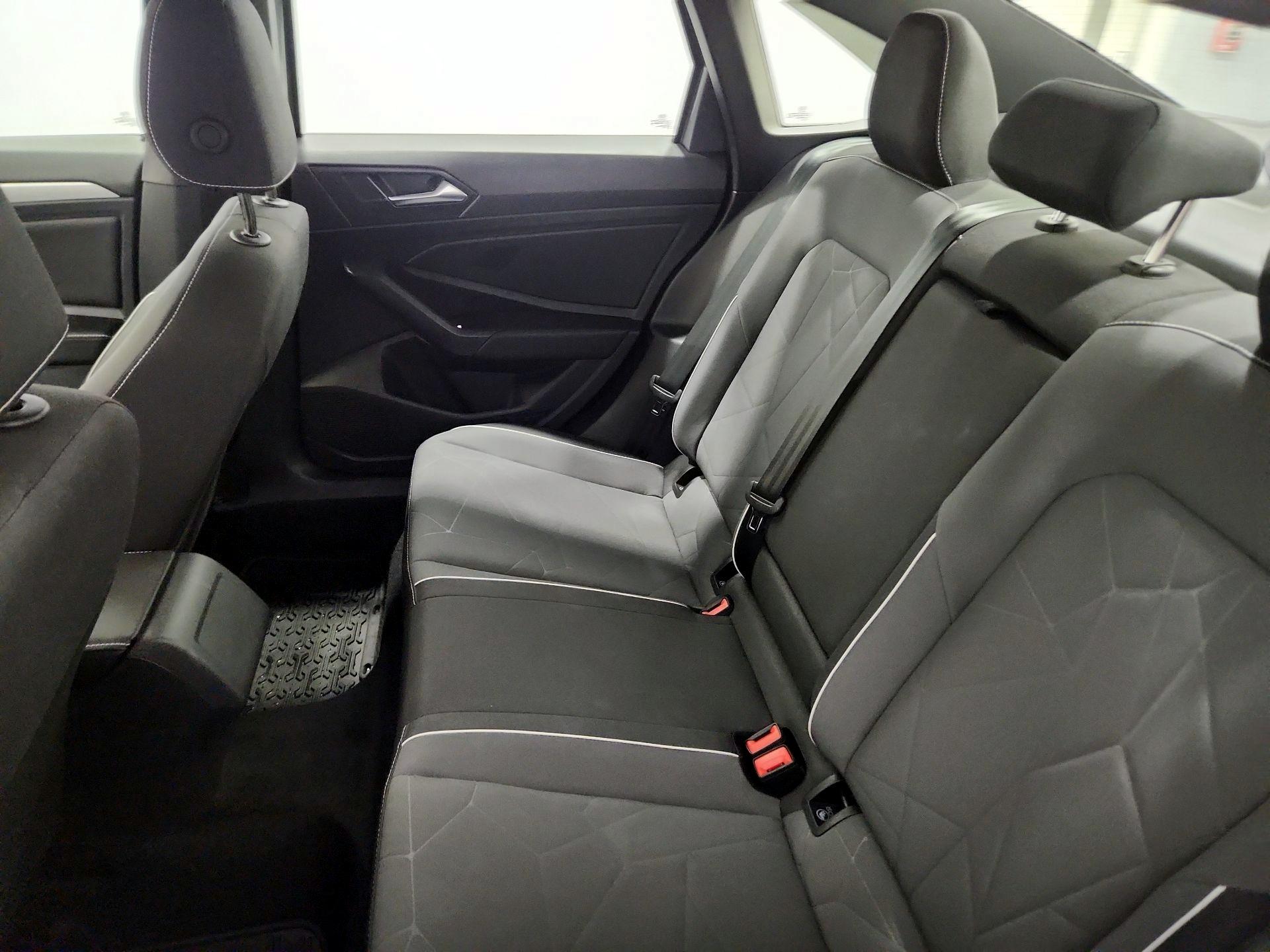 Thumbnail: 2025 Volkswagen Jetta - 19