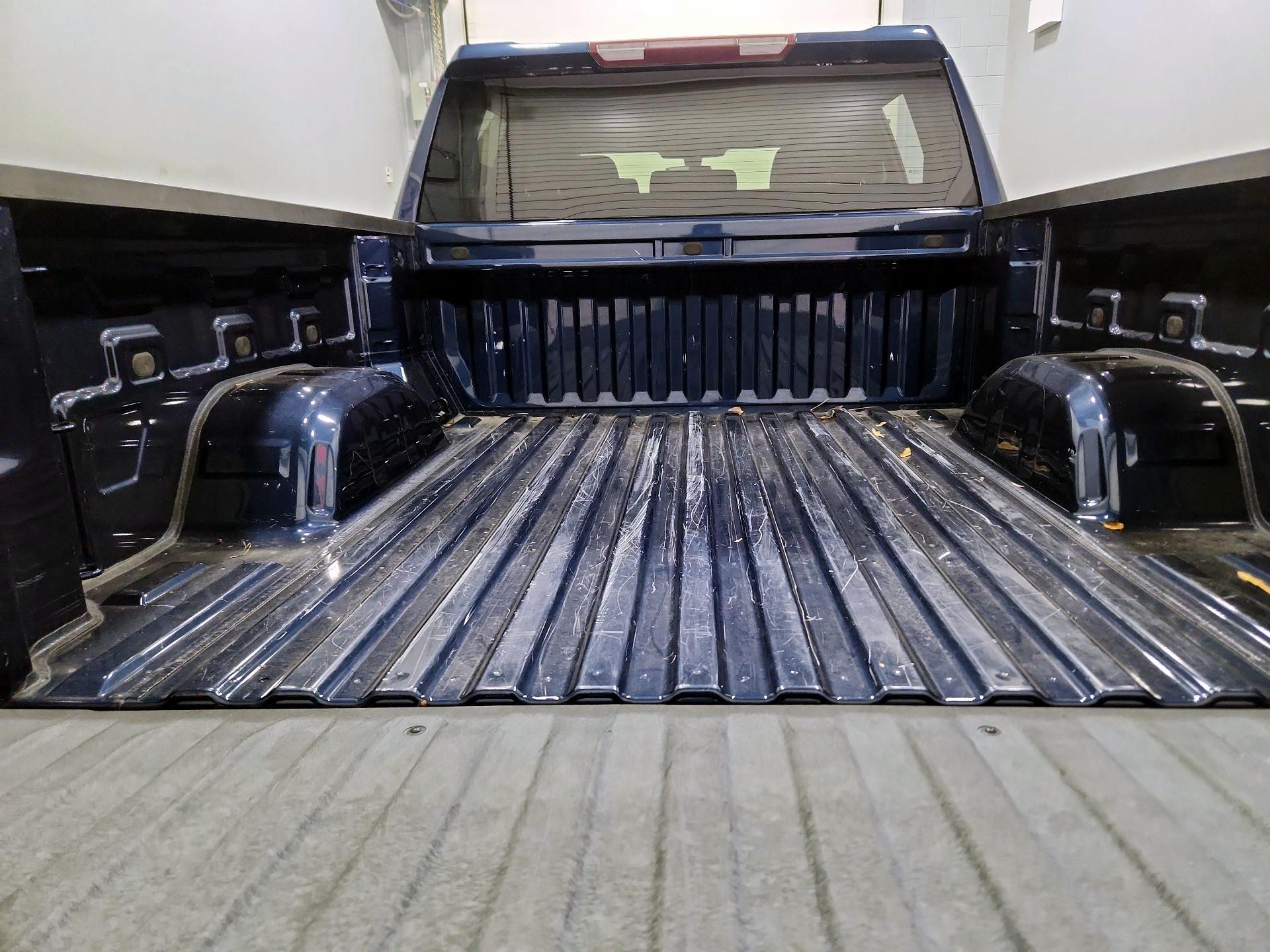 Thumbnail: 2019 Chevrolet Silverado 1500 - 20