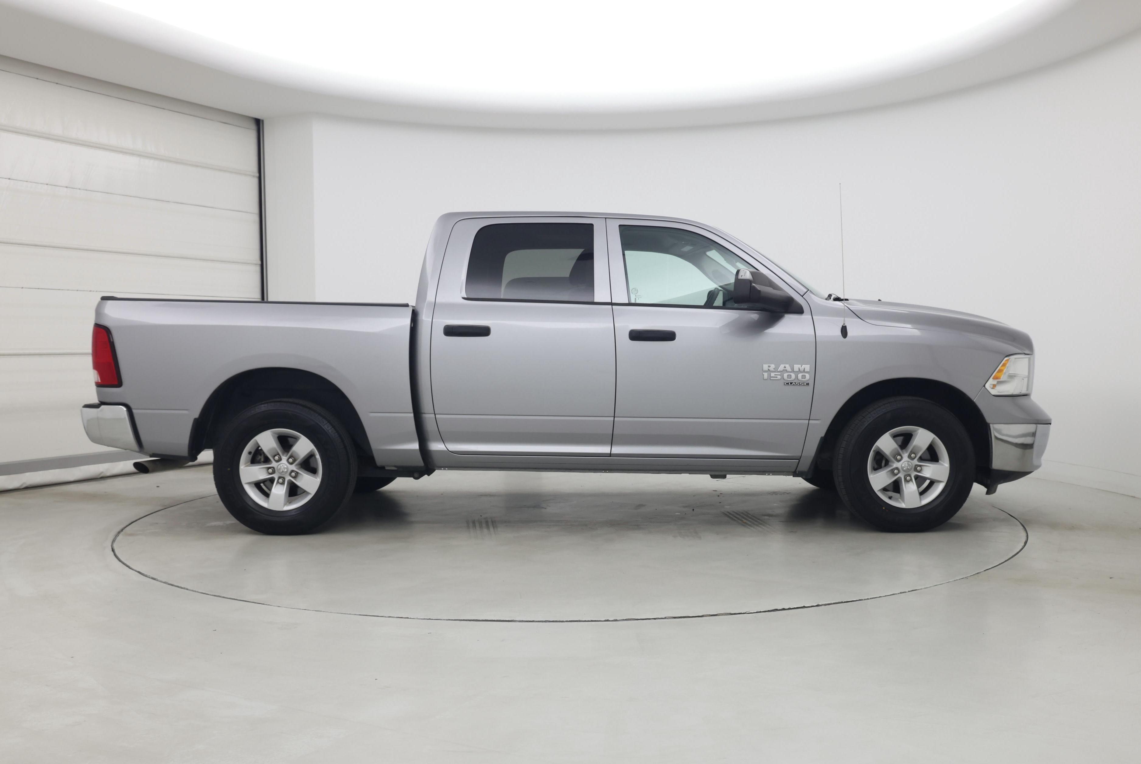 Thumbnail: 2023 RAM 1500 Classic - 7