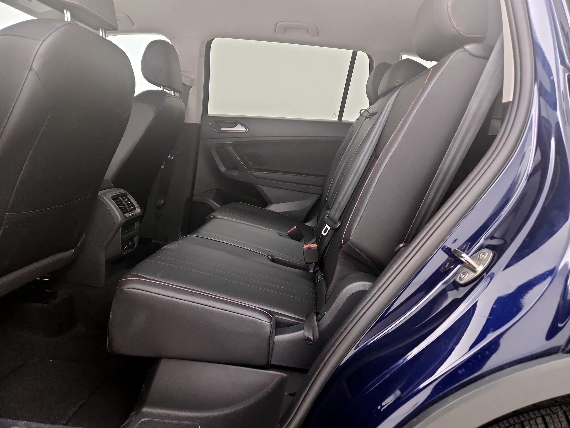 Thumbnail: 2024 Volkswagen Tiguan - 19