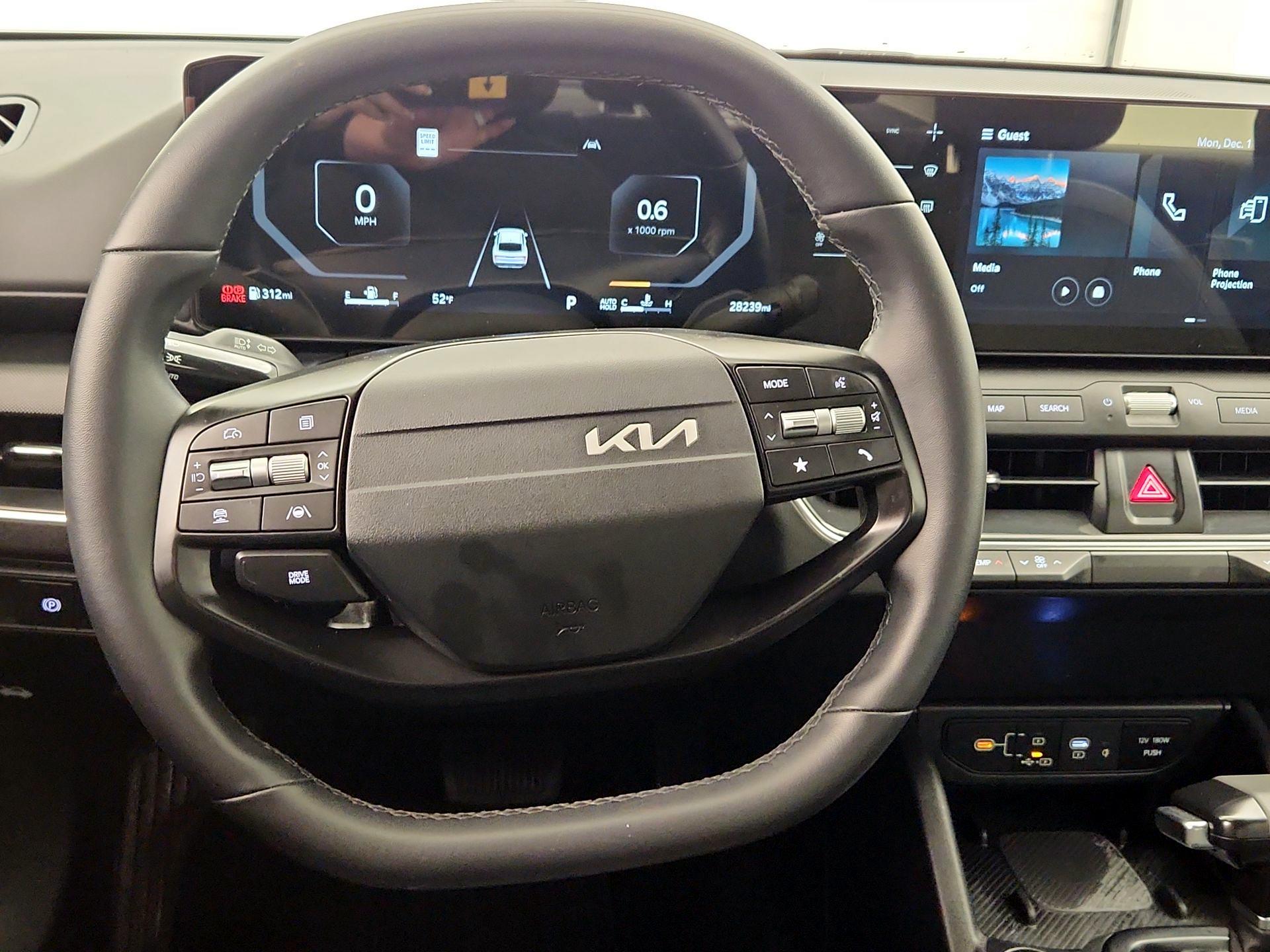 Thumbnail: 2025 Kia K4 - 10
