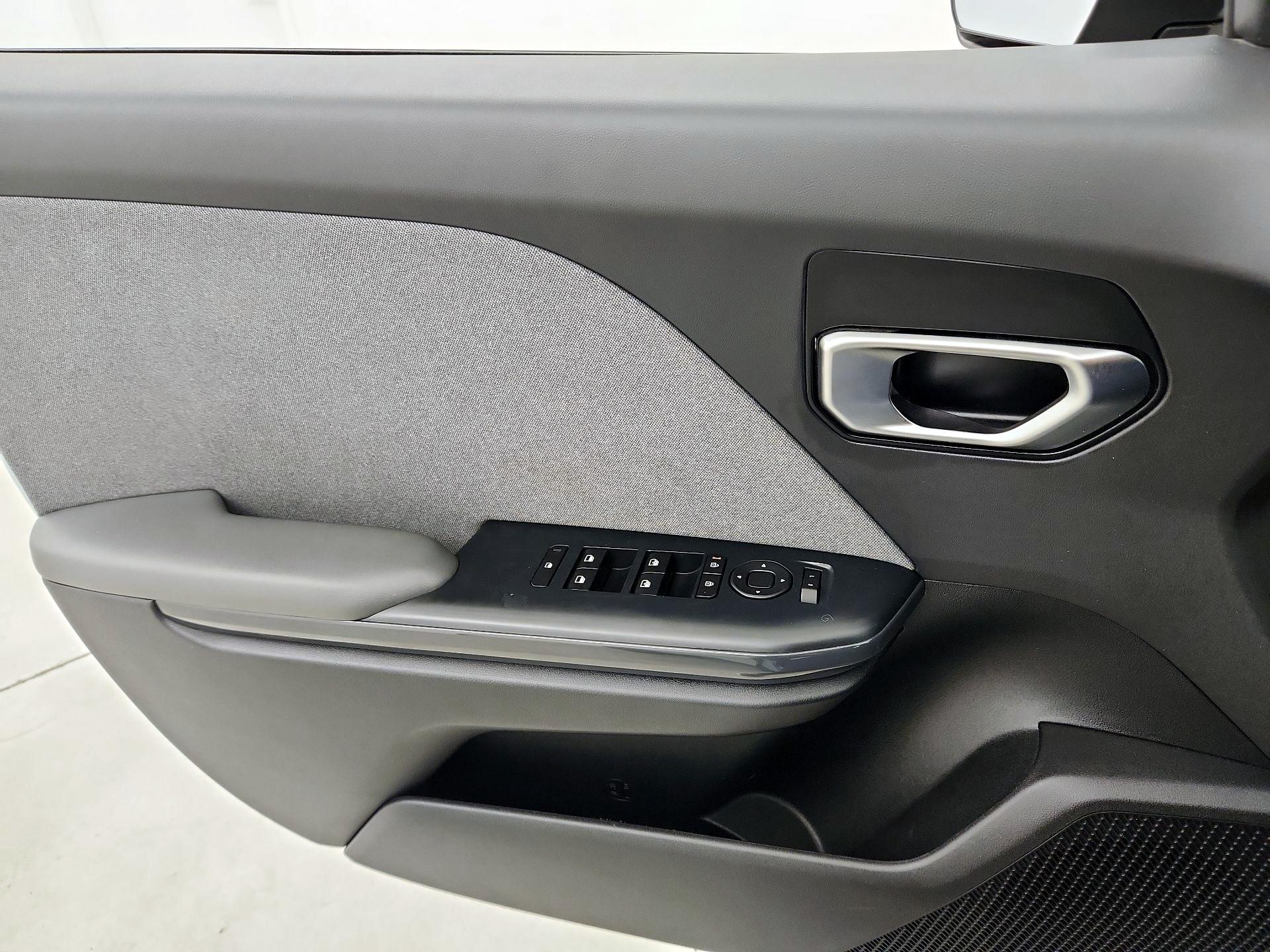 Thumbnail: 2025 Kia K4 - 12