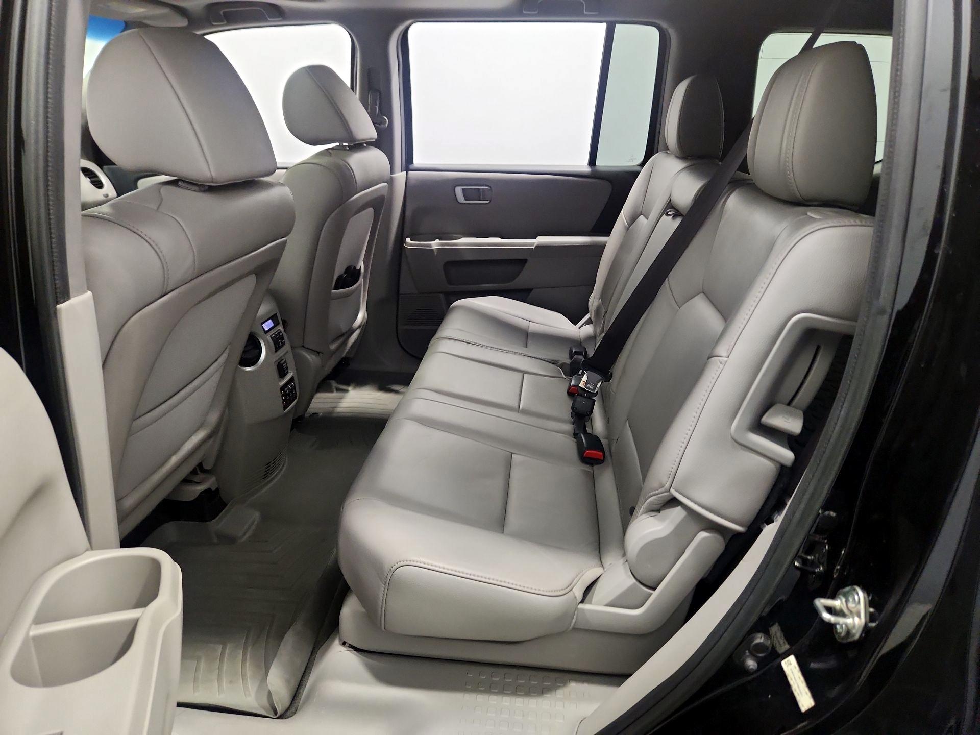 Thumbnail: 2015 Honda Pilot - 20