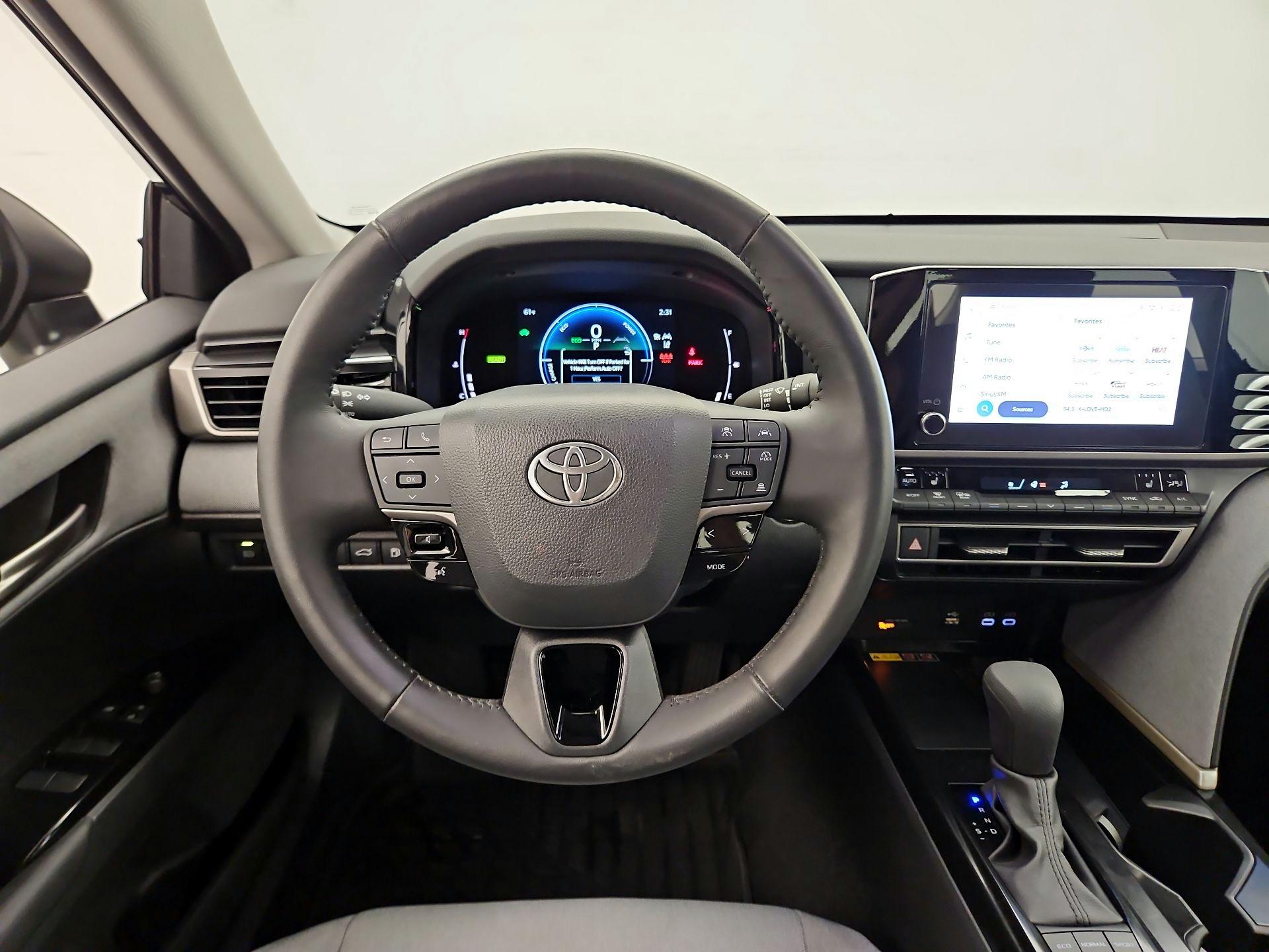 Thumbnail: 2025 Toyota Camry - 10