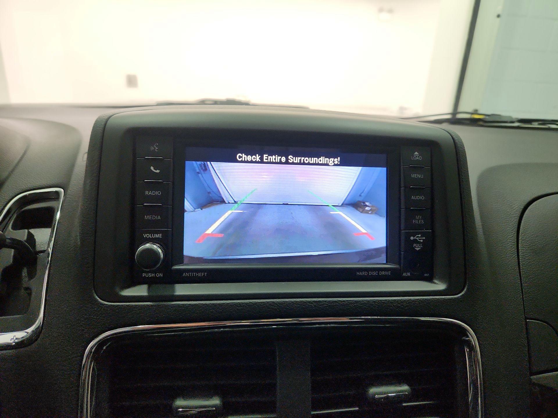 Thumbnail: 2019 Dodge Grand Caravan - 14