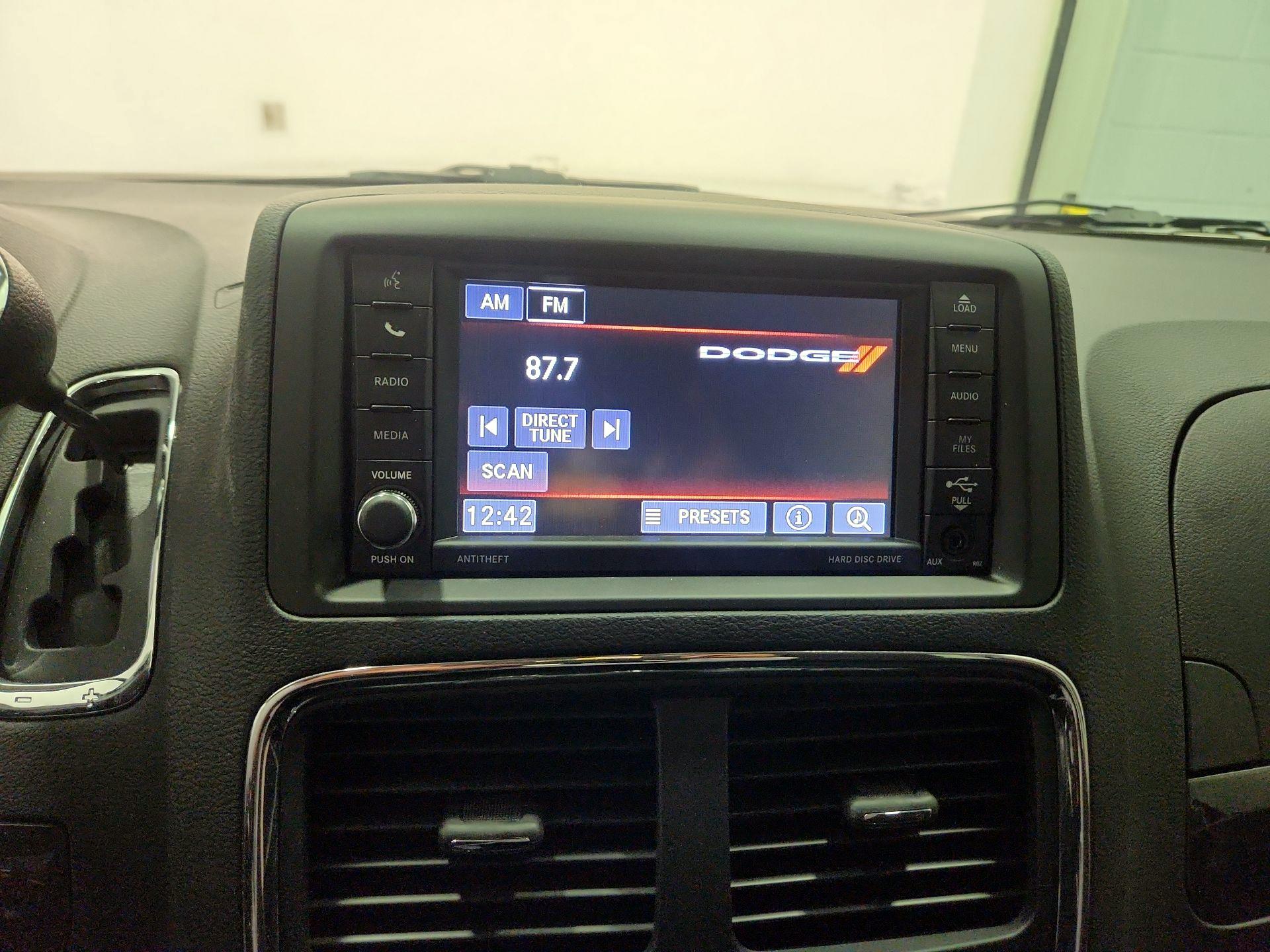 Thumbnail: 2019 Dodge Grand Caravan - 15