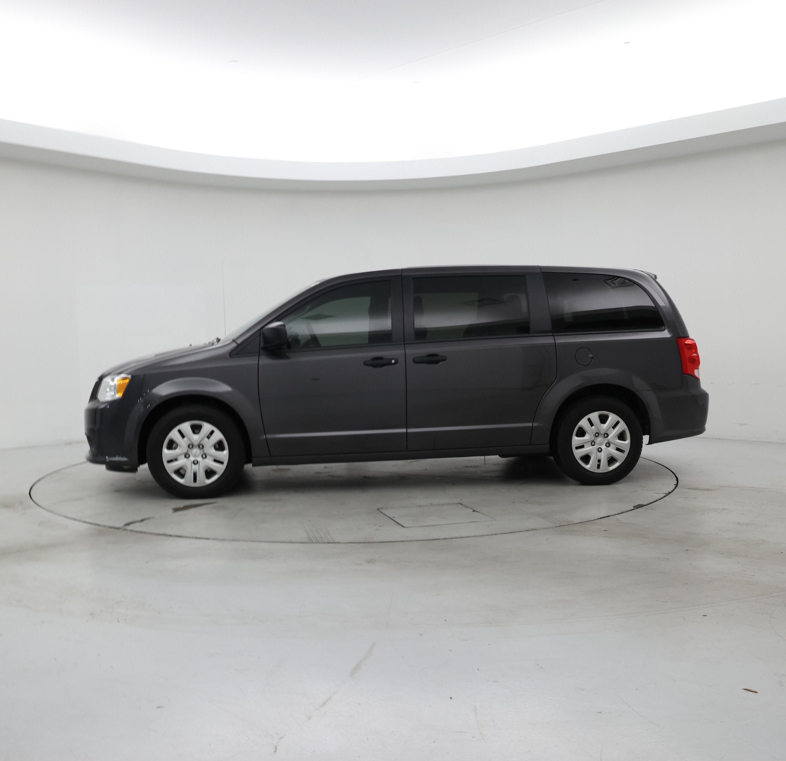 Thumbnail: 2019 Dodge Grand Caravan - 3