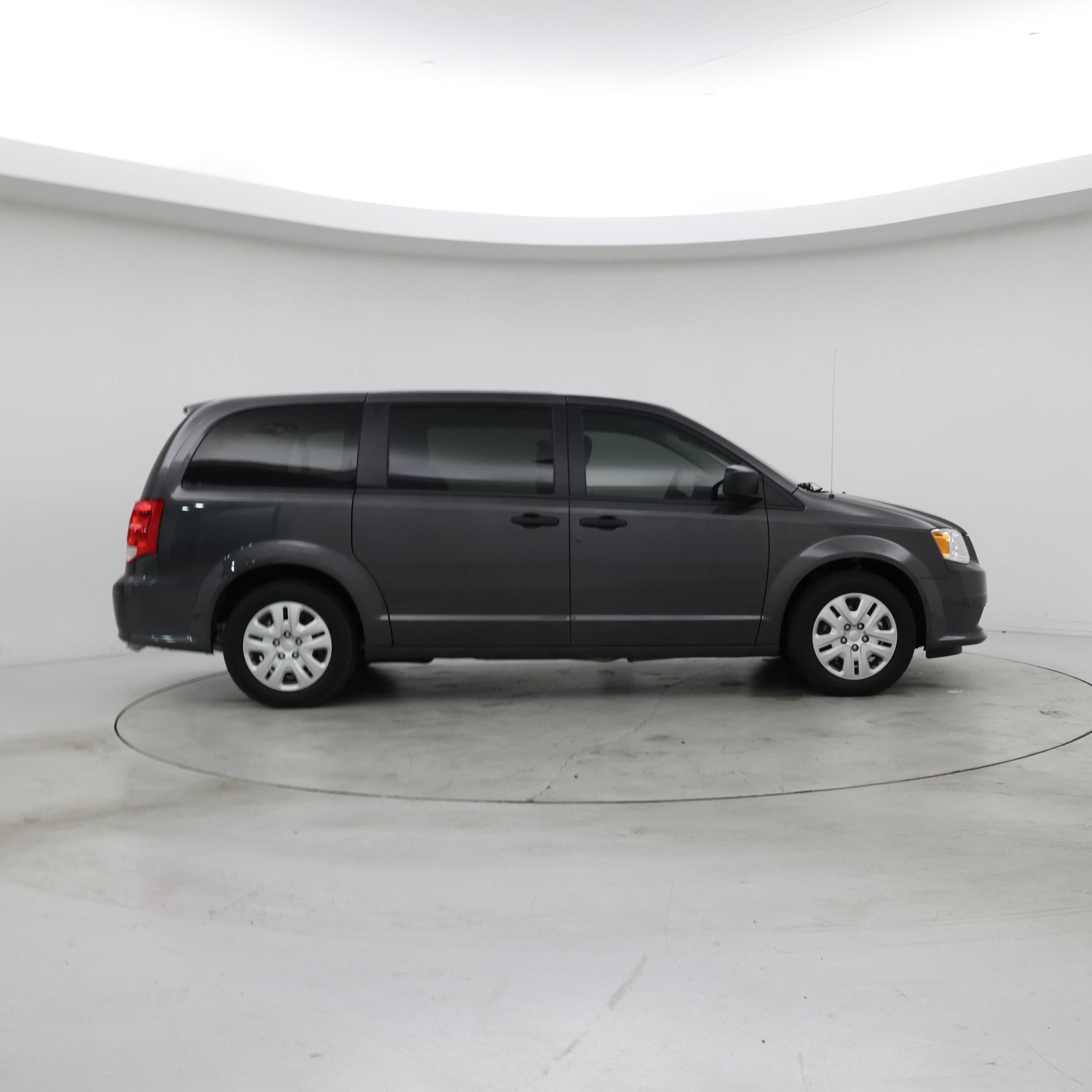 Thumbnail: 2019 Dodge Grand Caravan - 7