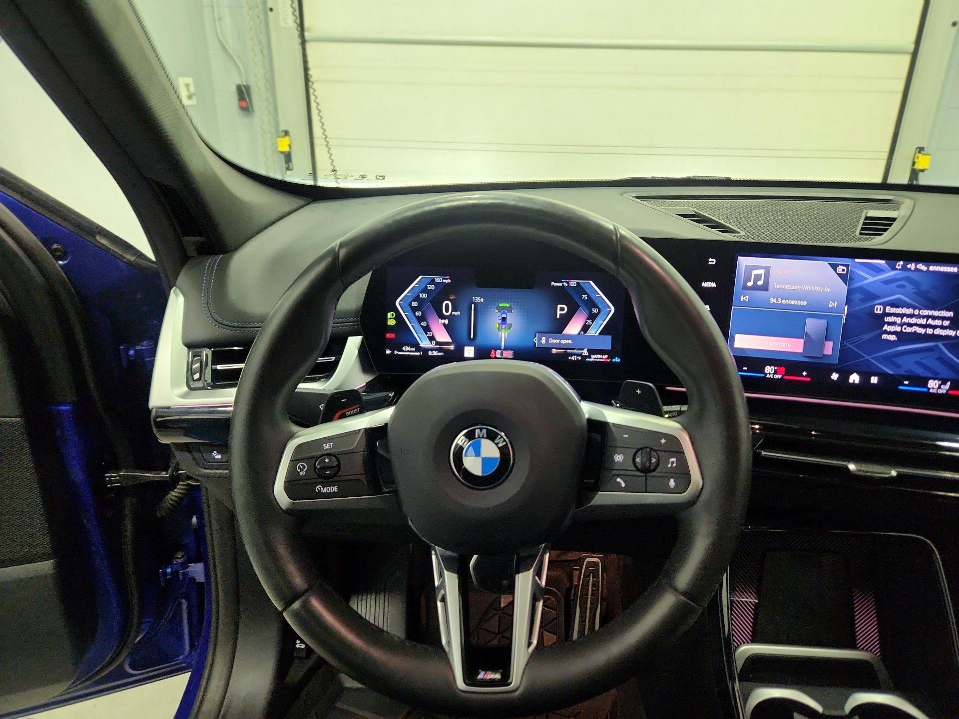 Thumbnail: 2025 BMW X1 - 10