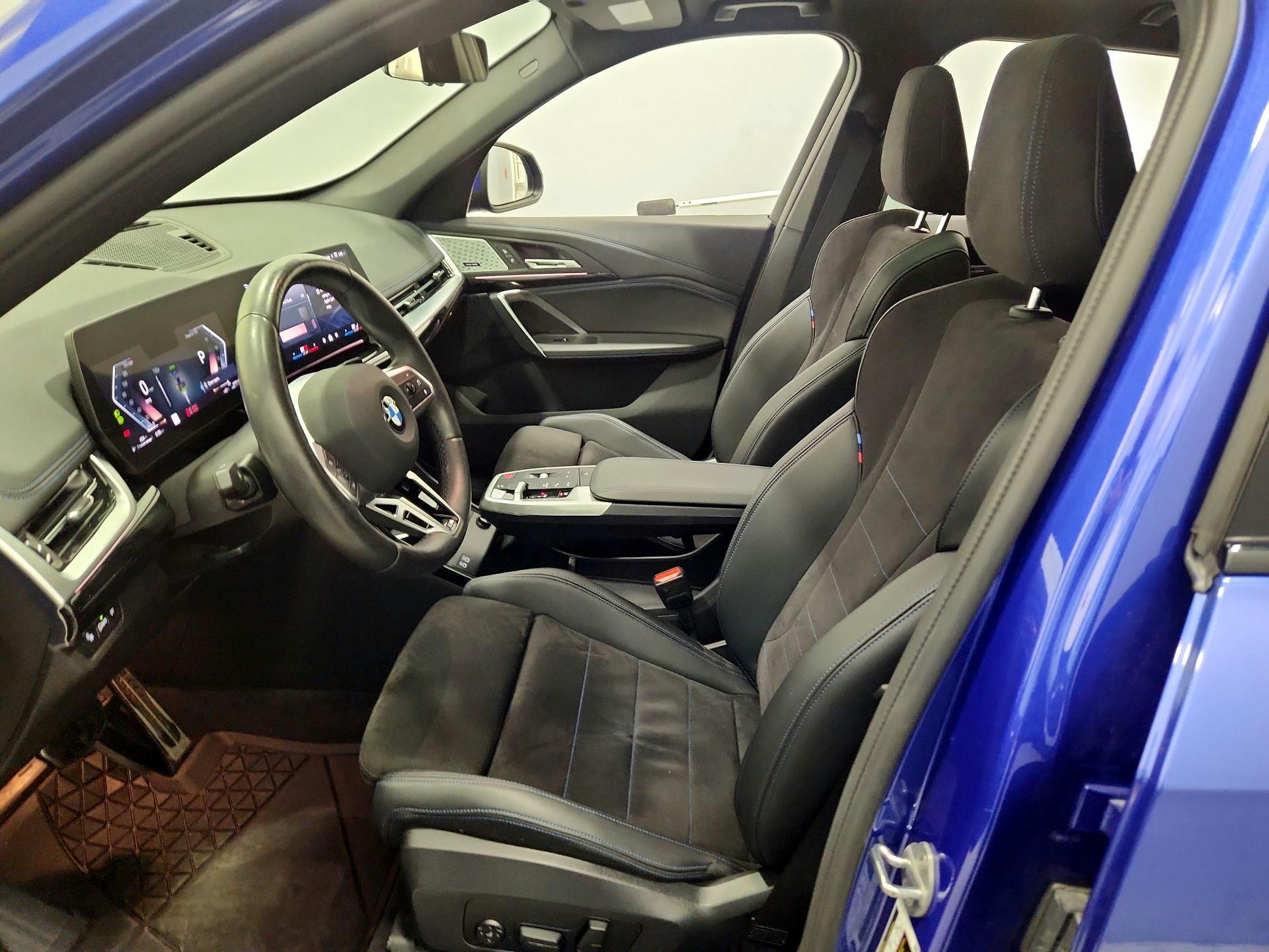 Thumbnail: 2025 BMW X1 - 11