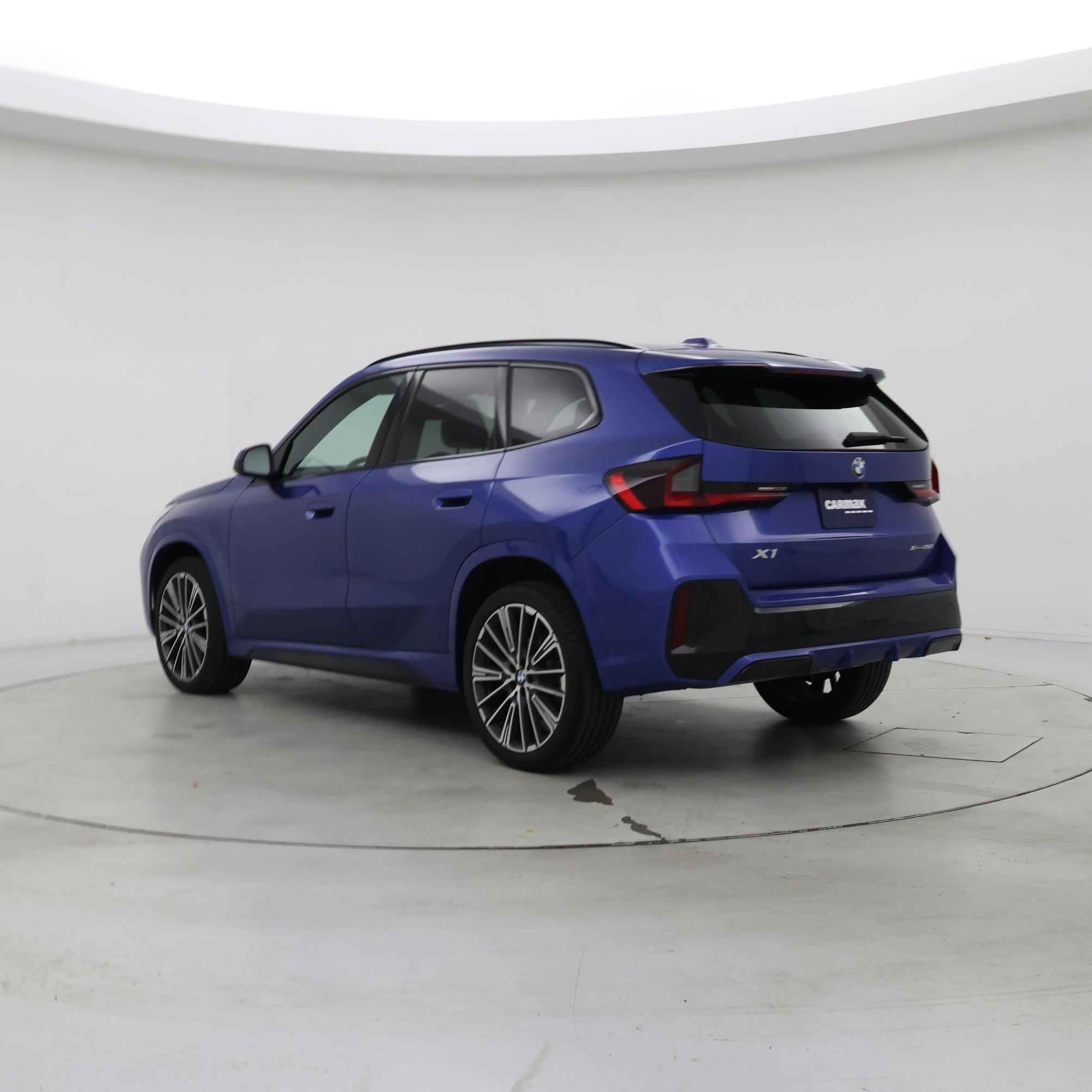 Thumbnail: 2025 BMW X1 - 2