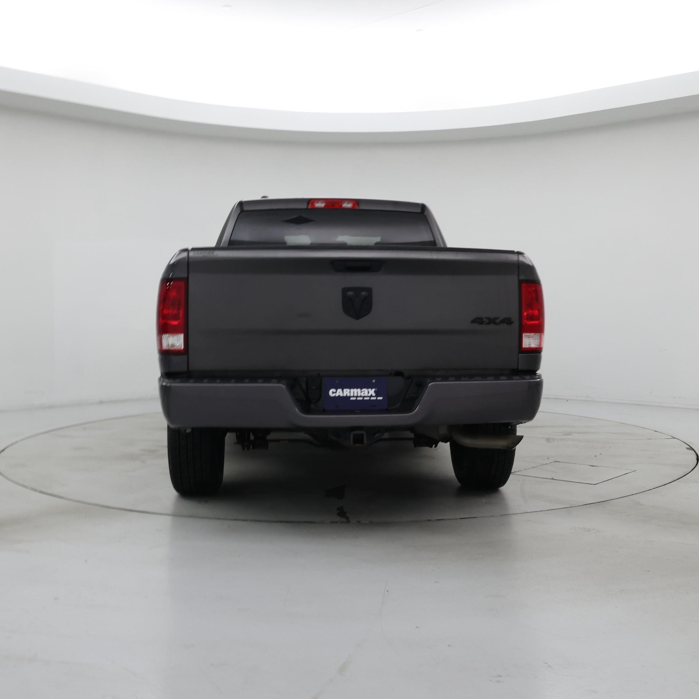 Thumbnail: 2019 RAM 1500 Classic - 6