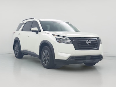 2024 Nissan Pathfinder SV