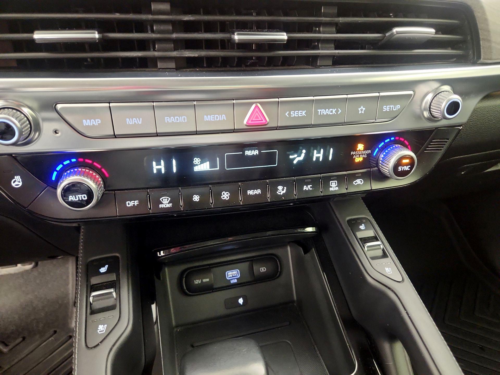 Thumbnail: 2022 Kia Telluride - 16