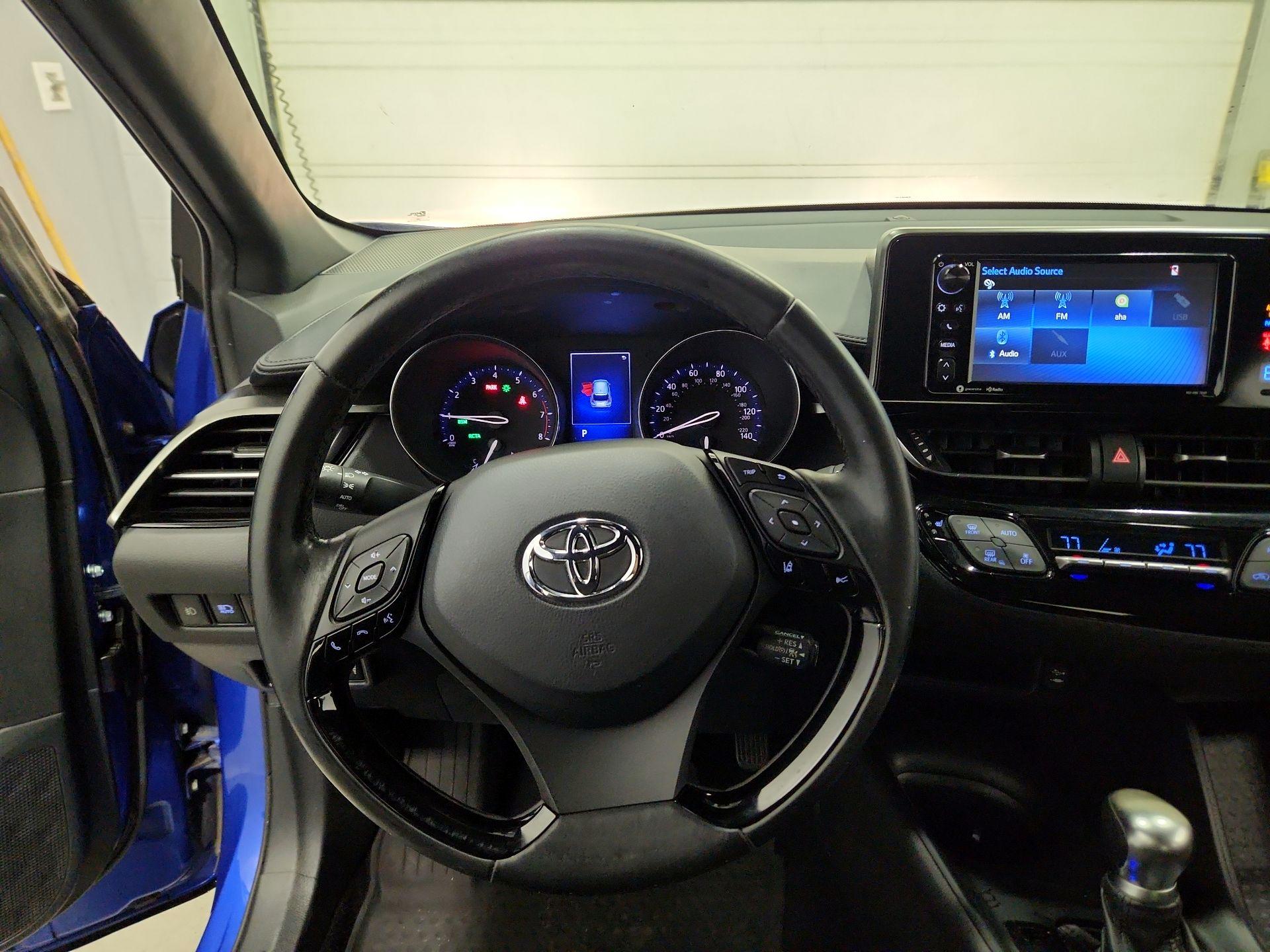 Thumbnail: 2018 Toyota C-HR - 10