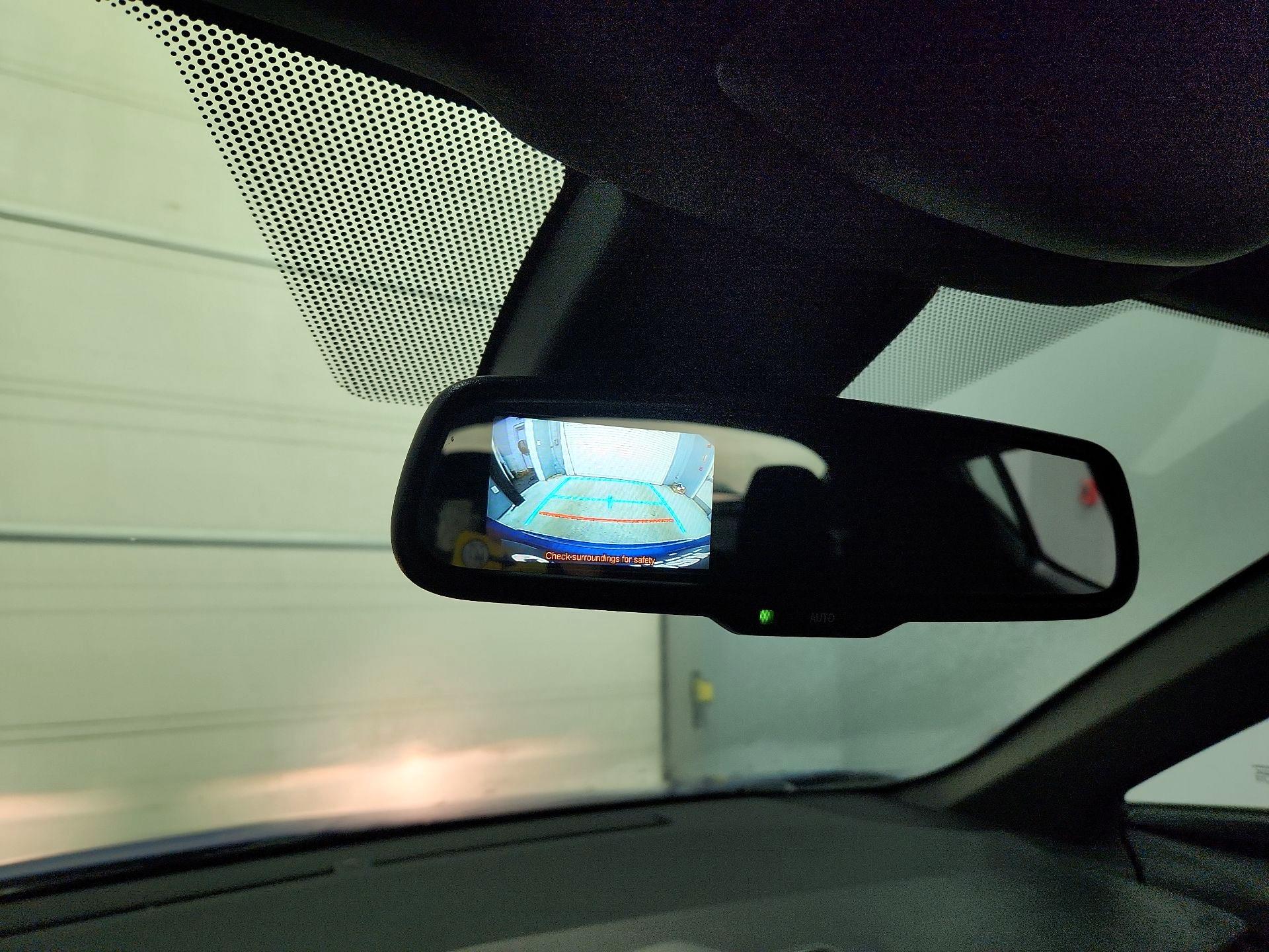 Thumbnail: 2018 Toyota C-HR - 14