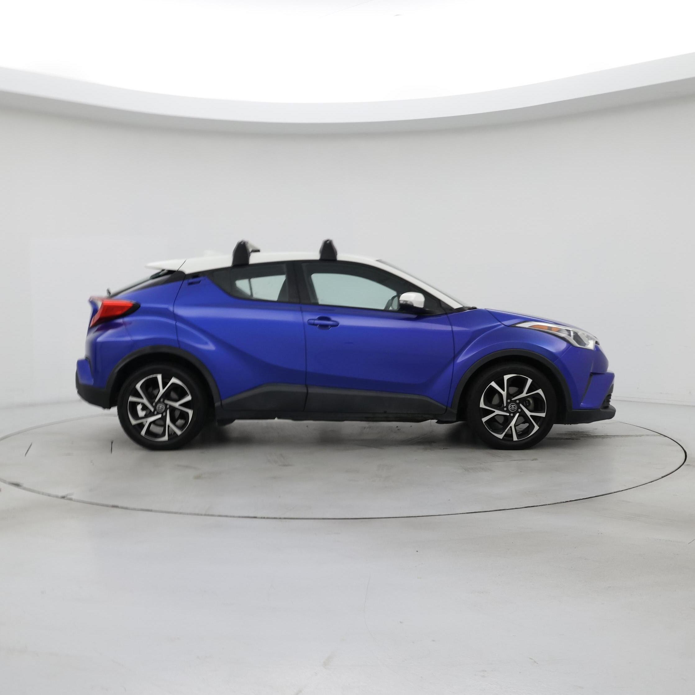 Thumbnail: 2018 Toyota C-HR - 7