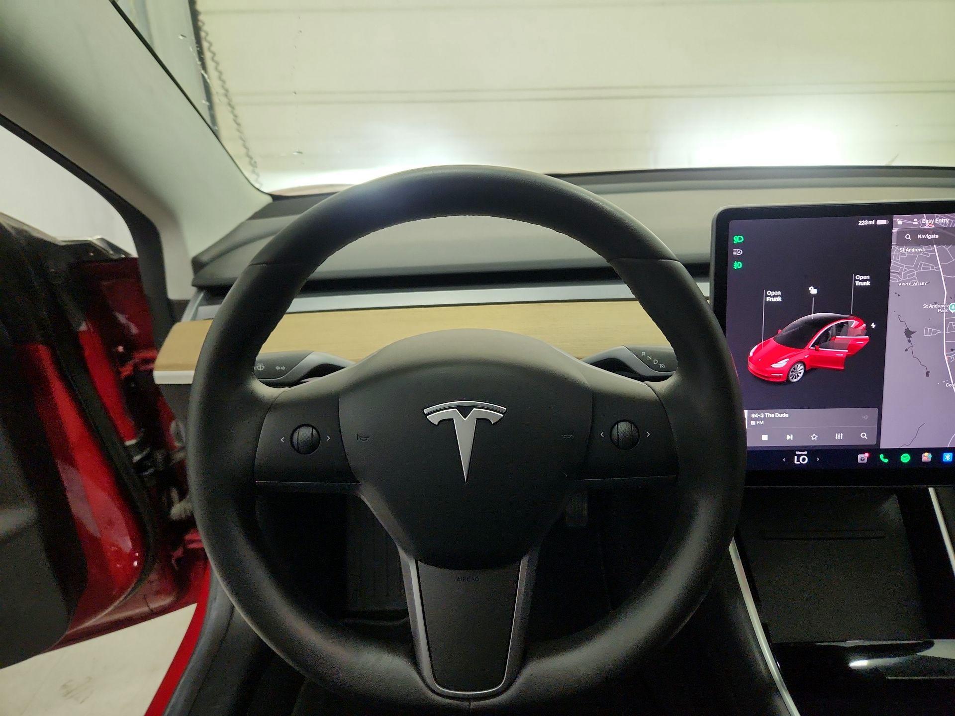 Thumbnail: 2019 Tesla Model 3 - 10