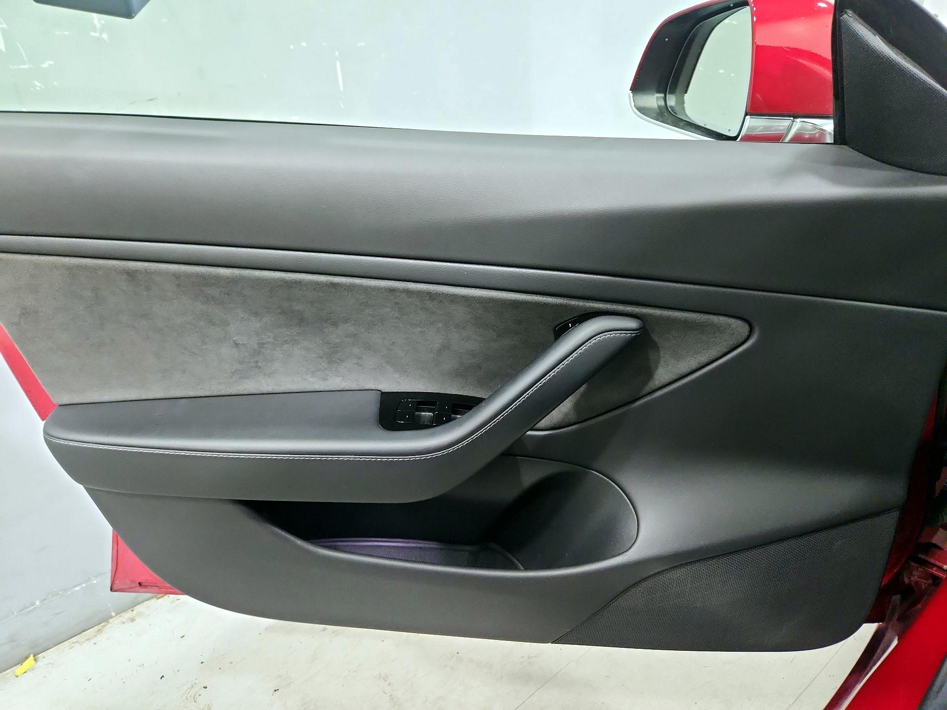 Thumbnail: 2019 Tesla Model 3 - 12