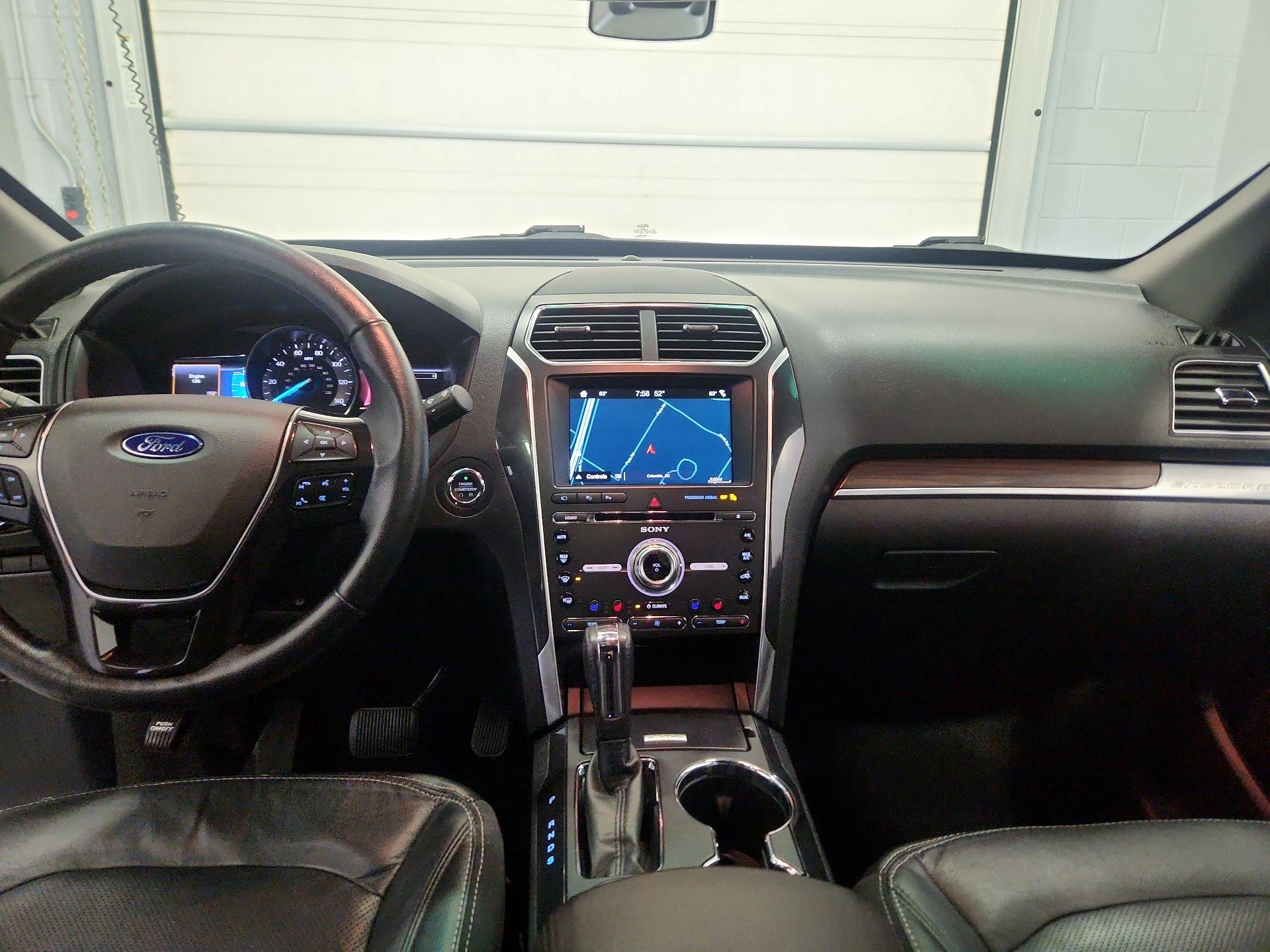 Thumbnail: 2017 Ford Explorer - 9