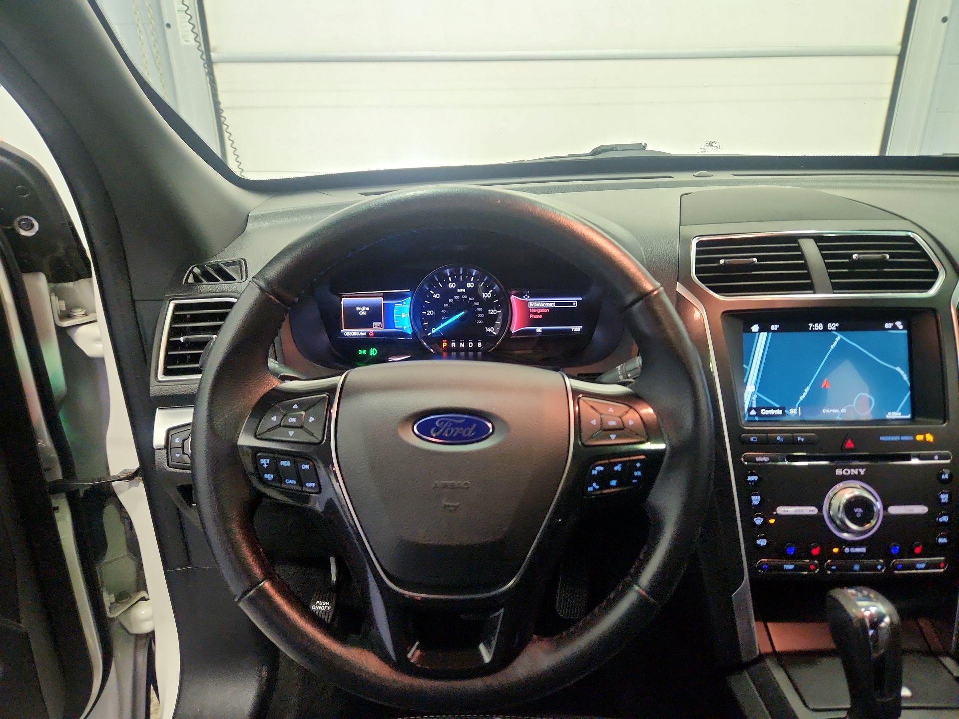 Thumbnail: 2017 Ford Explorer - 10