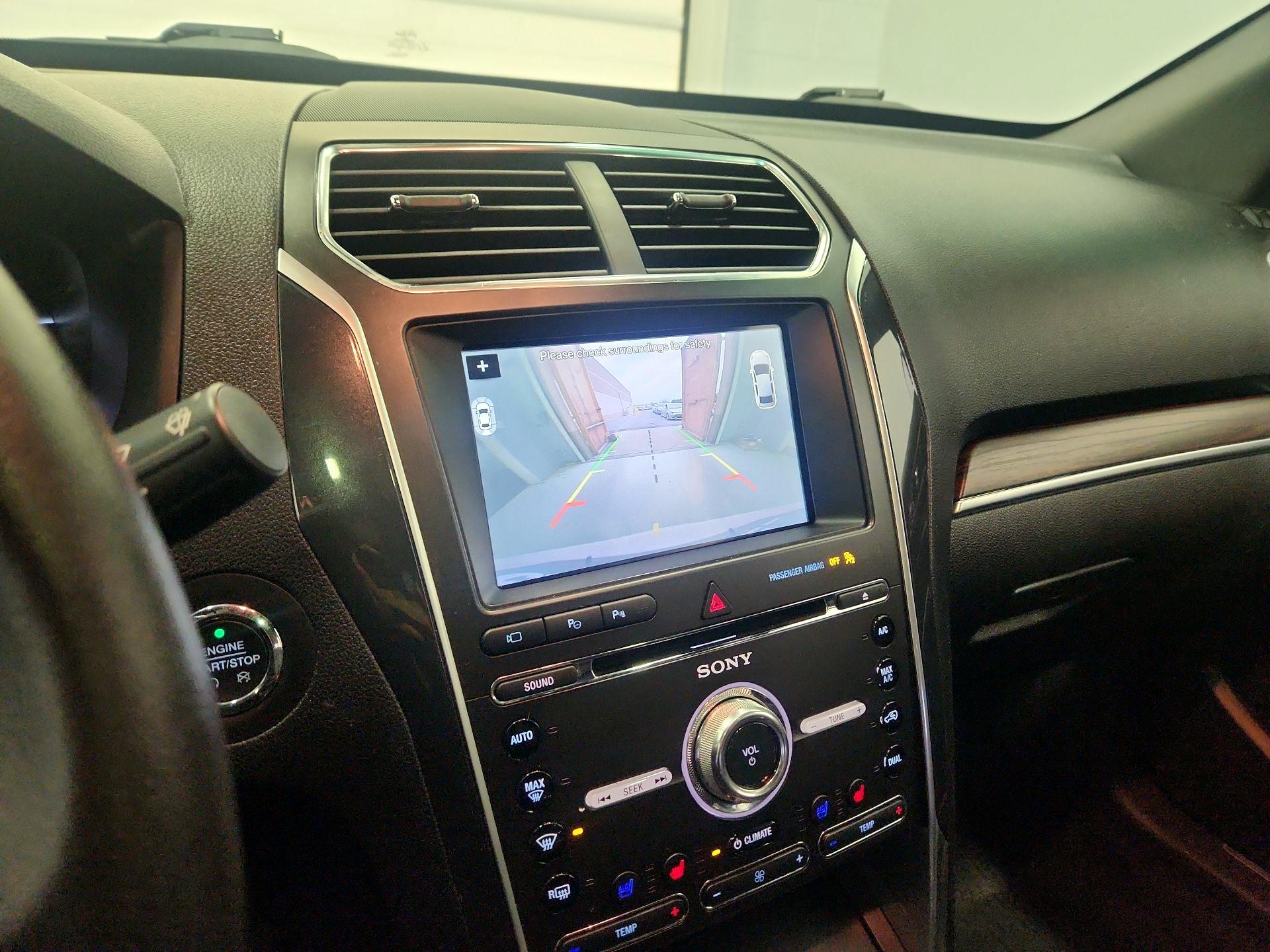 Thumbnail: 2017 Ford Explorer - 15