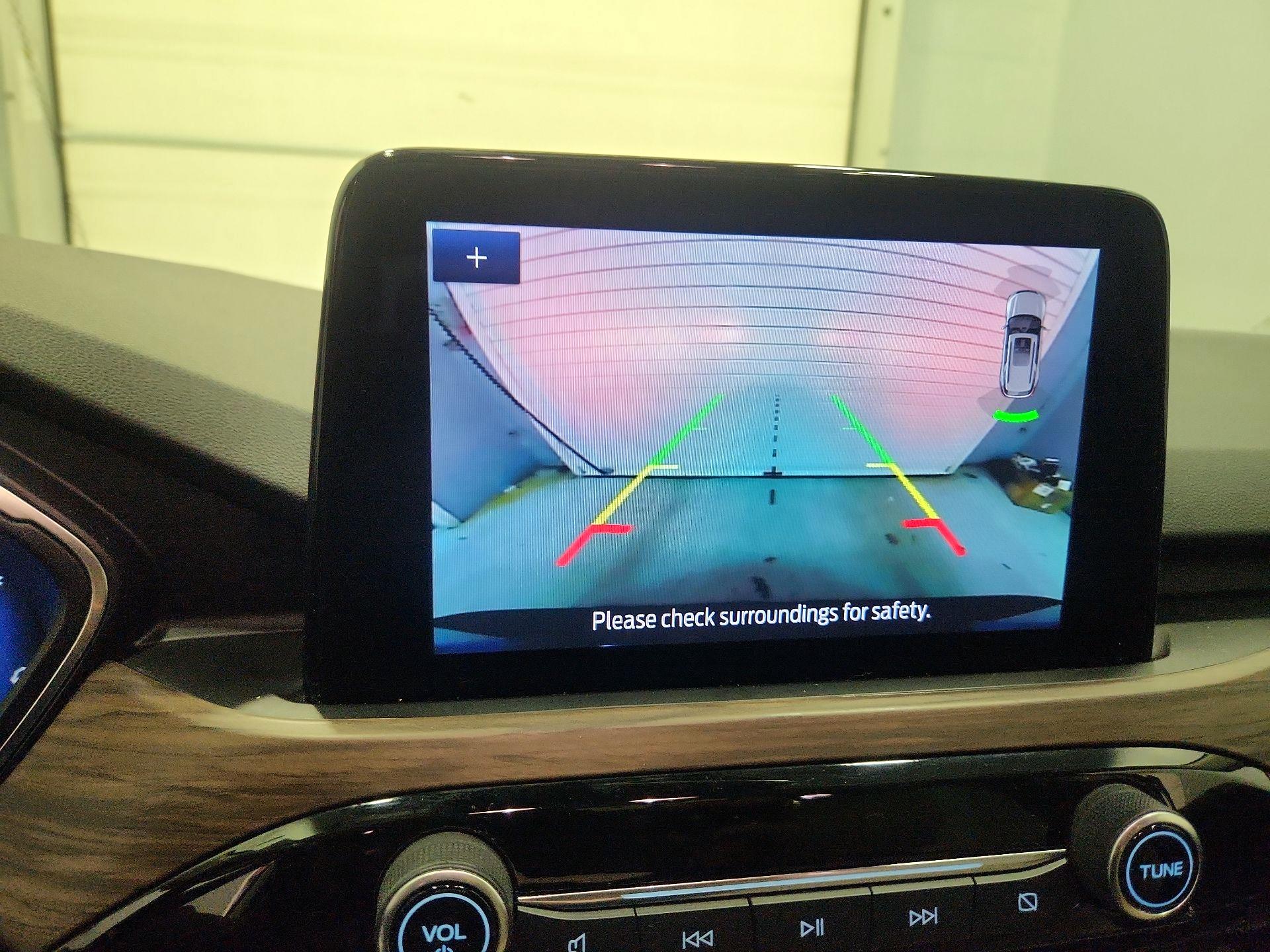 Thumbnail: 2020 Ford Escape - 14