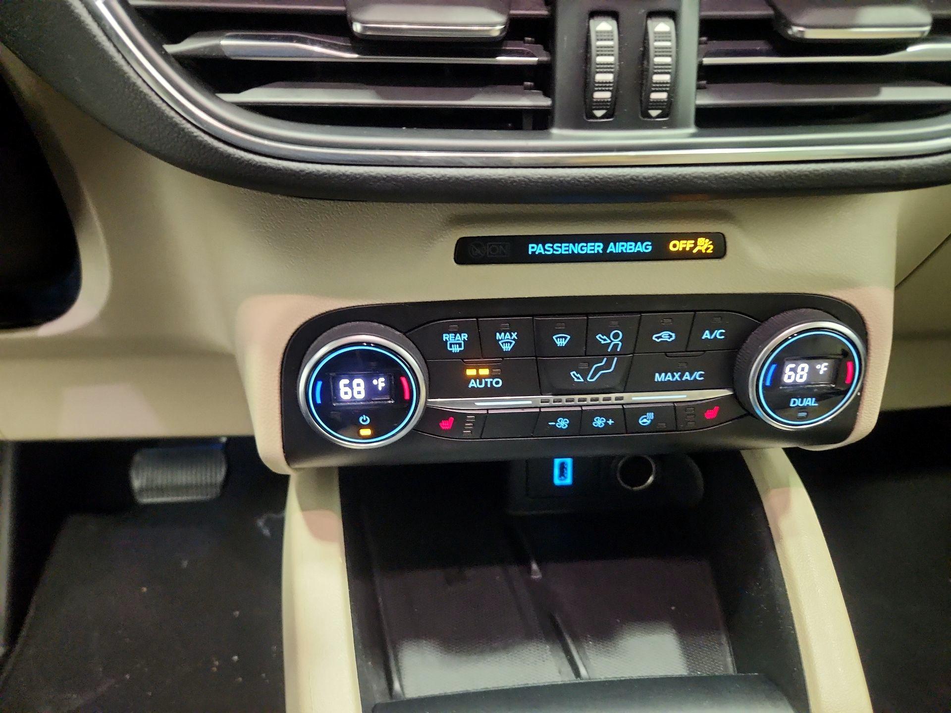 Thumbnail: 2020 Ford Escape - 16