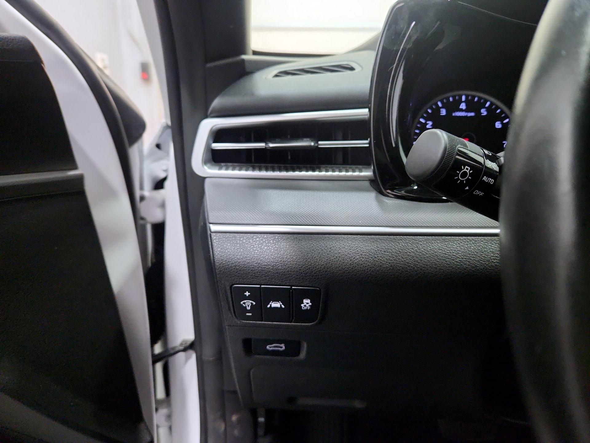 Thumbnail: 2024 Kia K5 - 13