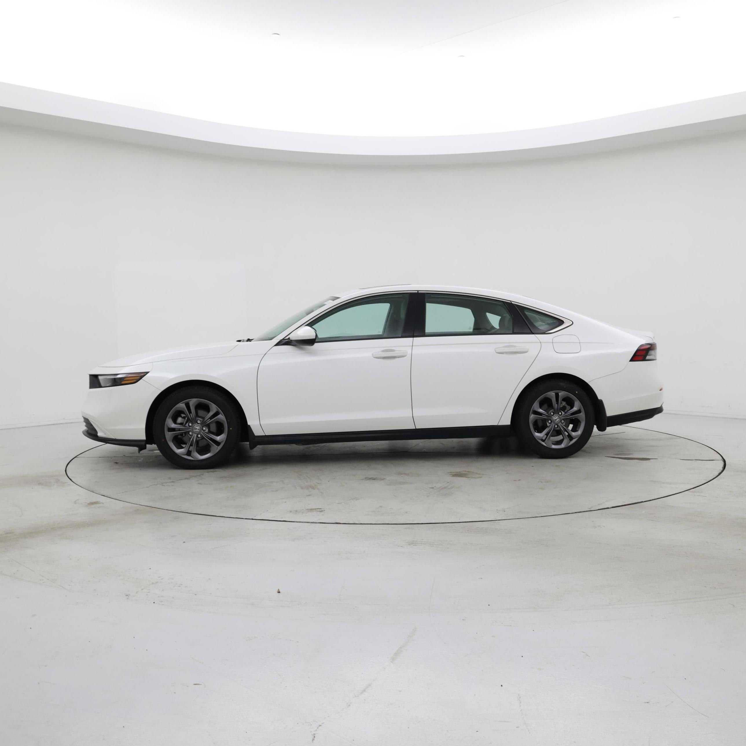 Thumbnail: 2023 Honda Accord - 3