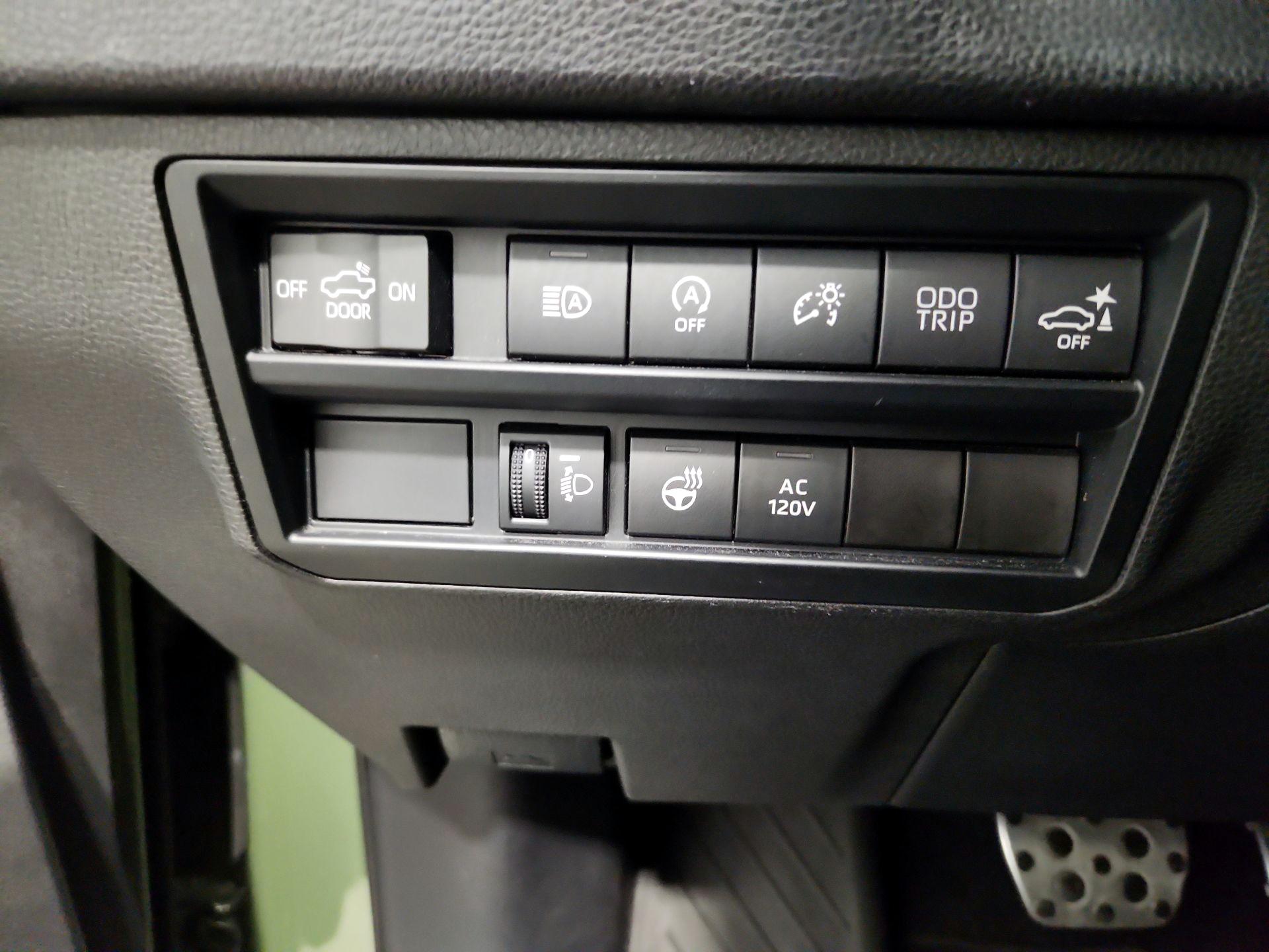 Thumbnail: 2022 Toyota Tundra - 13