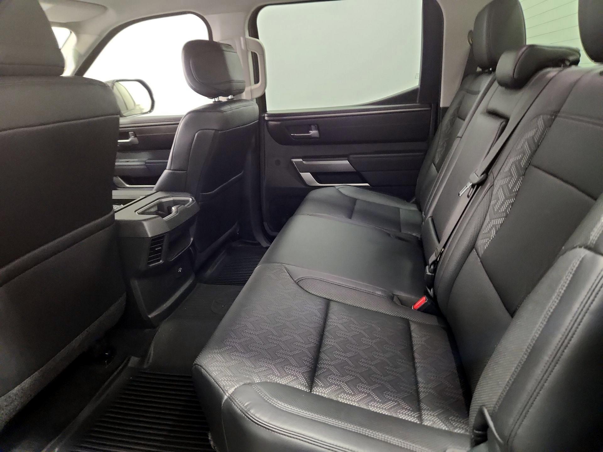 Thumbnail: 2022 Toyota Tundra - 19