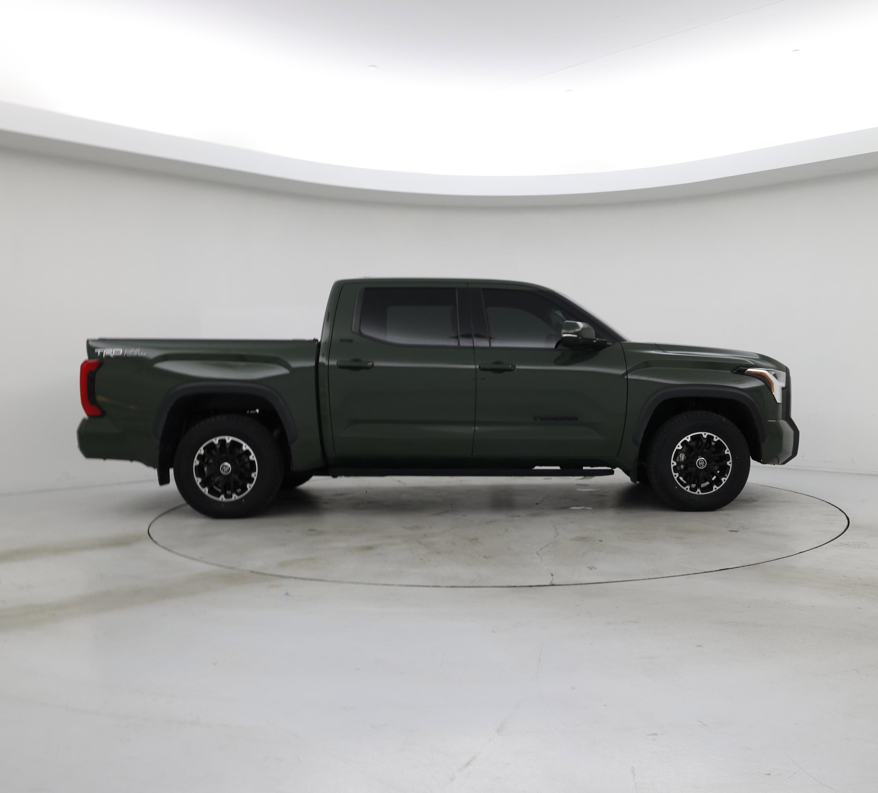 Thumbnail: 2022 Toyota Tundra - 7