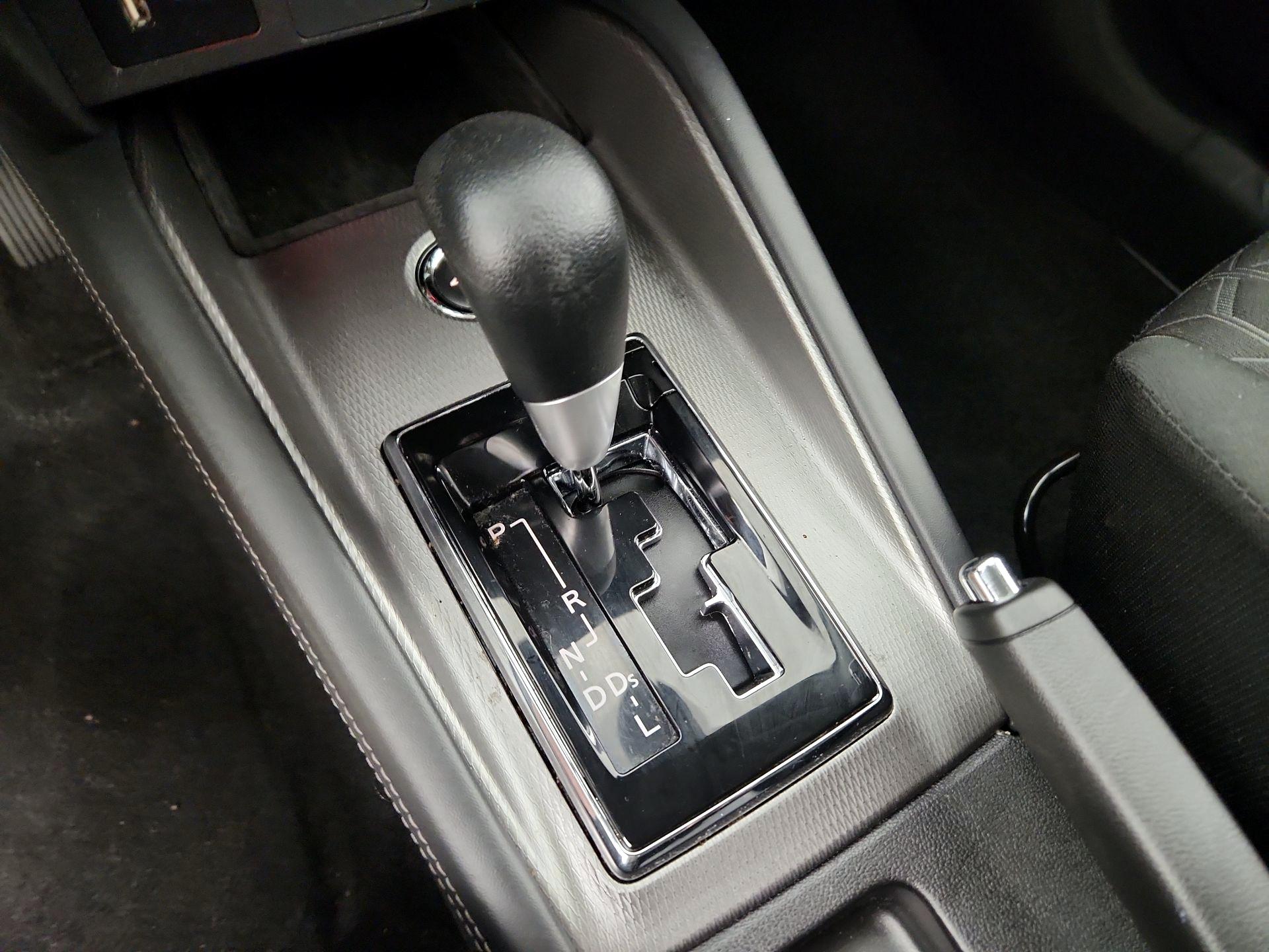 Thumbnail: 2024 Mitsubishi Outlander Sport - 14