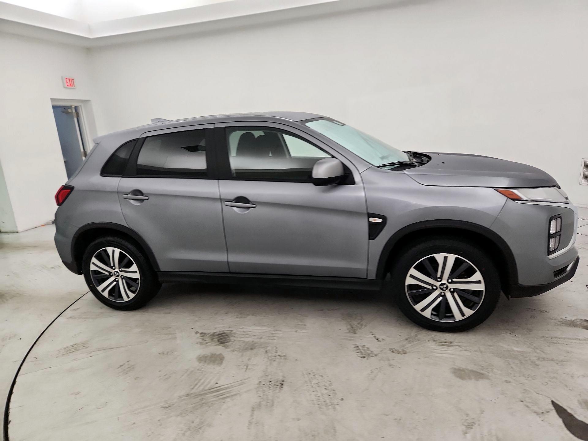 Thumbnail: 2024 Mitsubishi Outlander Sport - 4