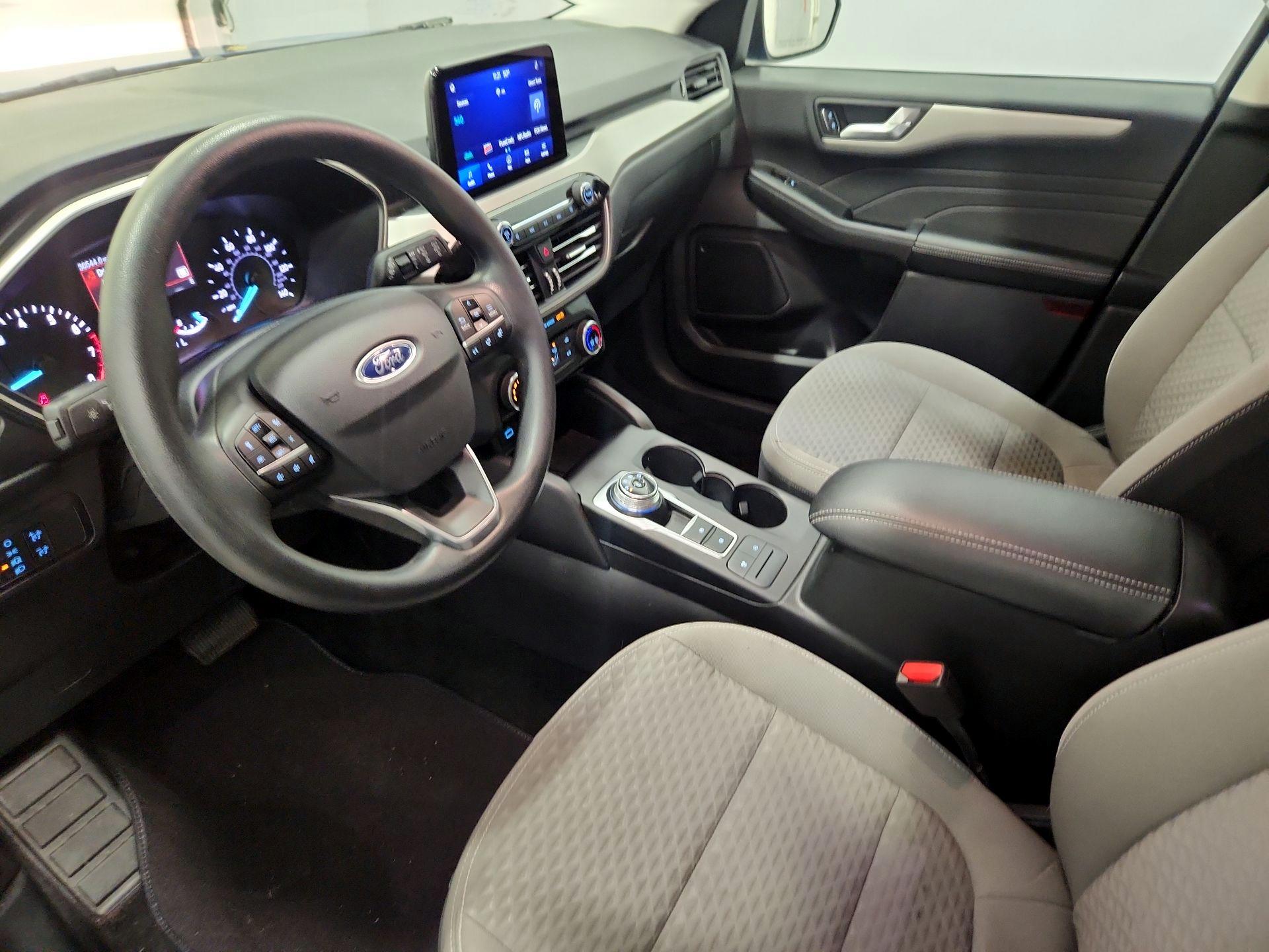 Thumbnail: 2021 Ford Escape - 11