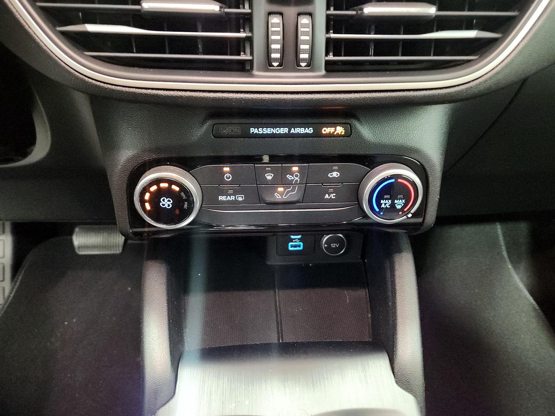 Thumbnail: 2021 Ford Escape - 16