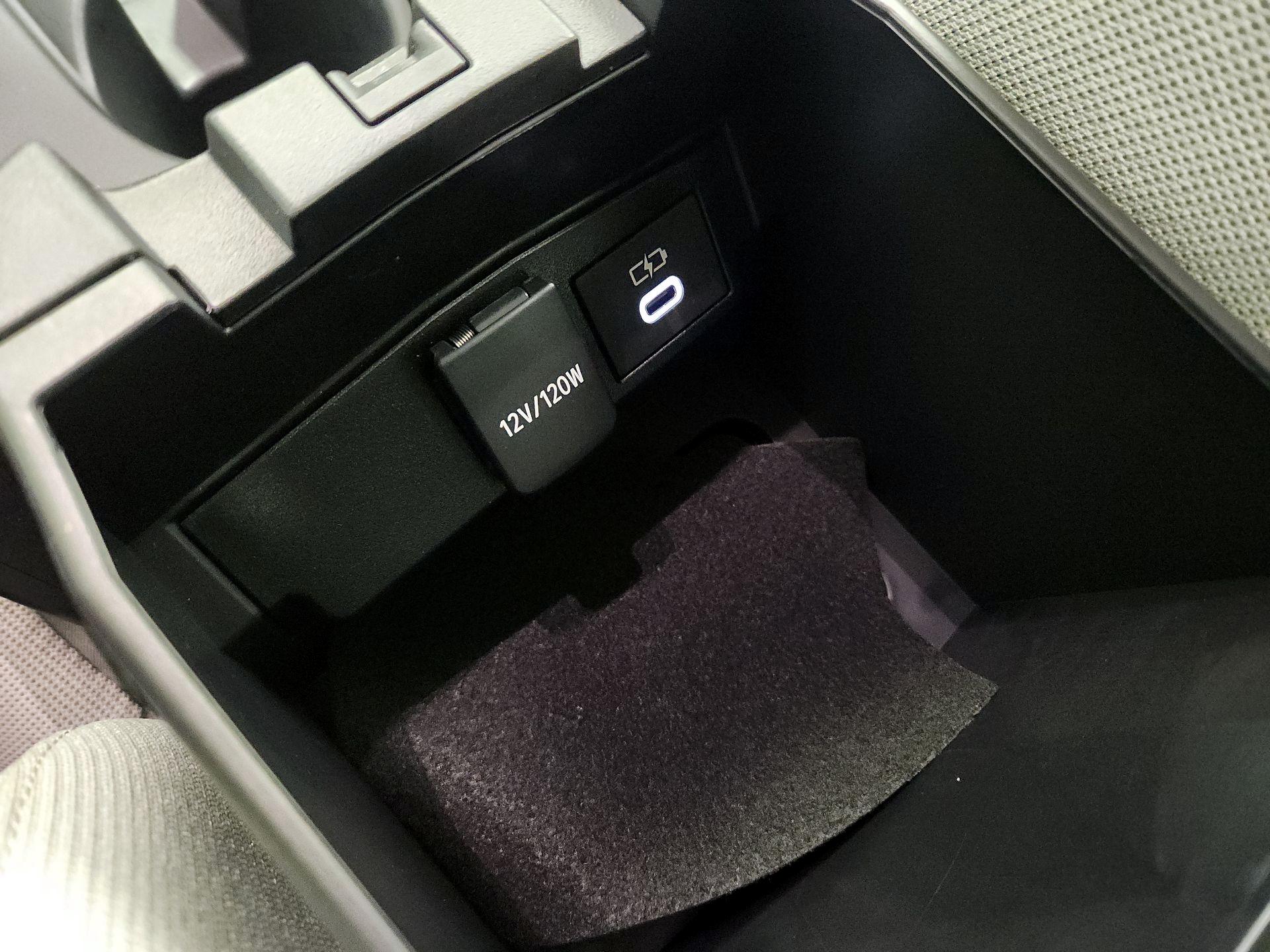 Thumbnail: 2024 Toyota Corolla - 19