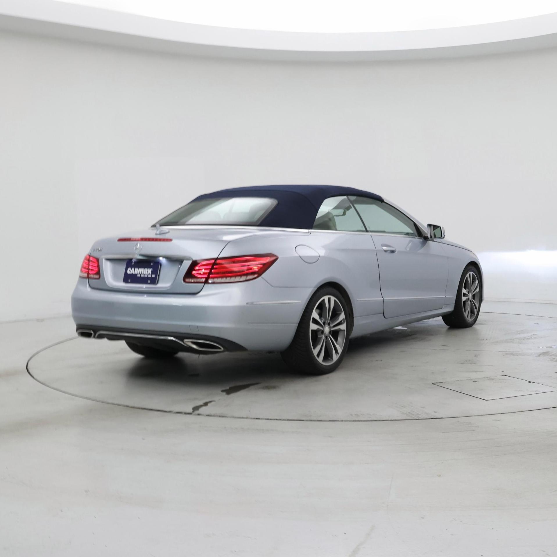 Thumbnail: 2016 Mercedes-Benz E-Class - 8