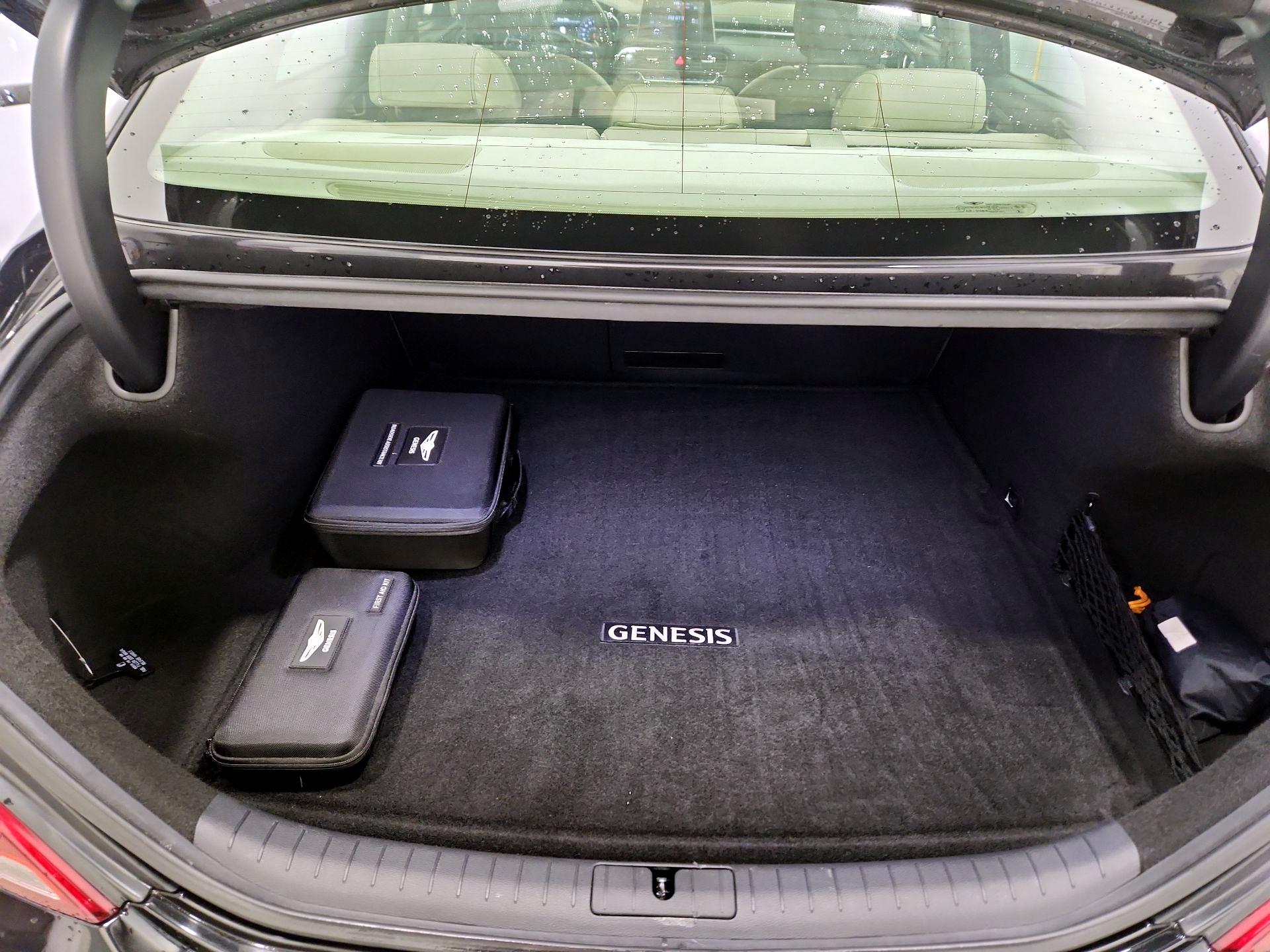 Thumbnail: 2019 Genesis G70 - 20