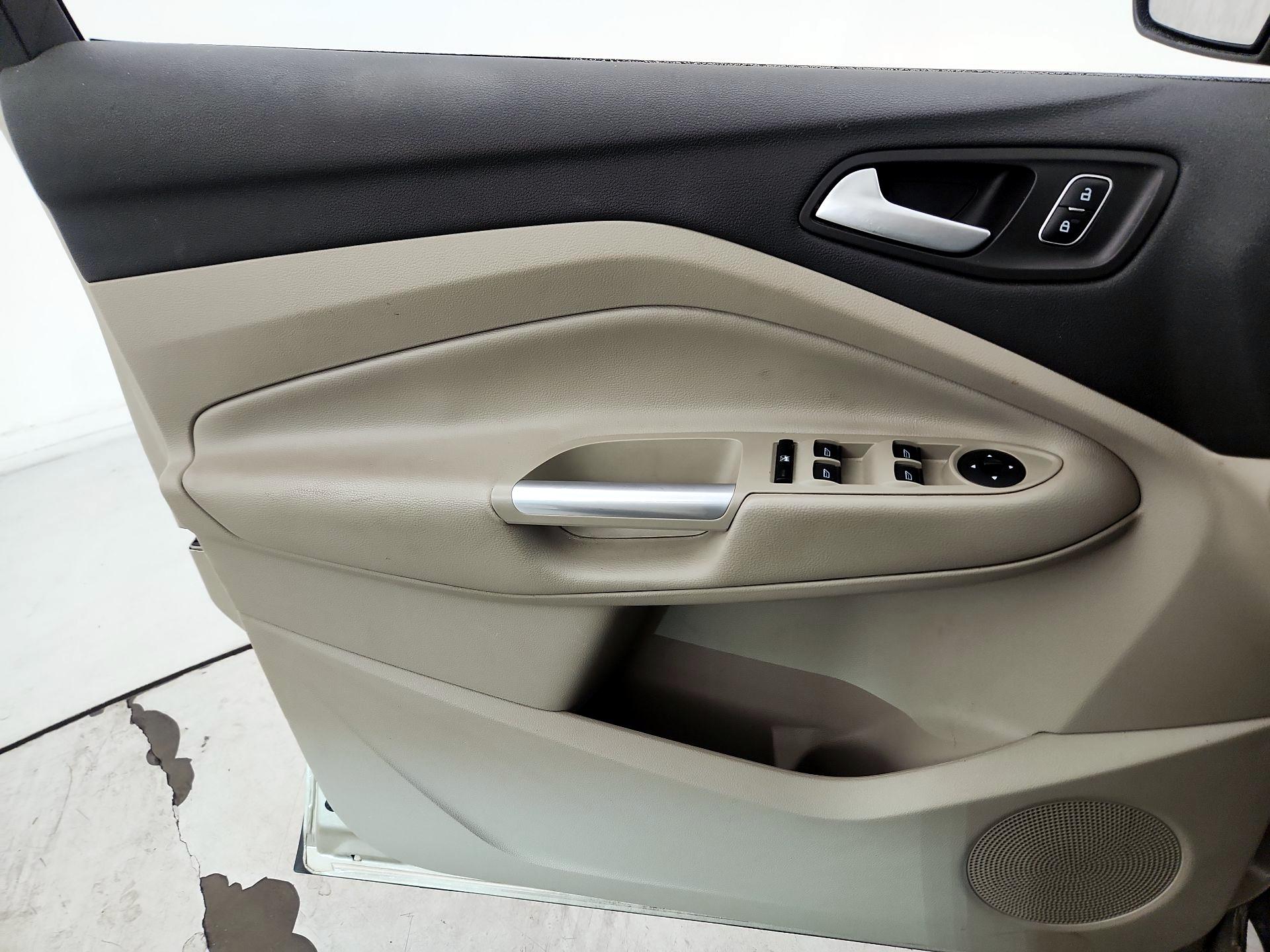 Thumbnail: 2018 Ford Escape - 12