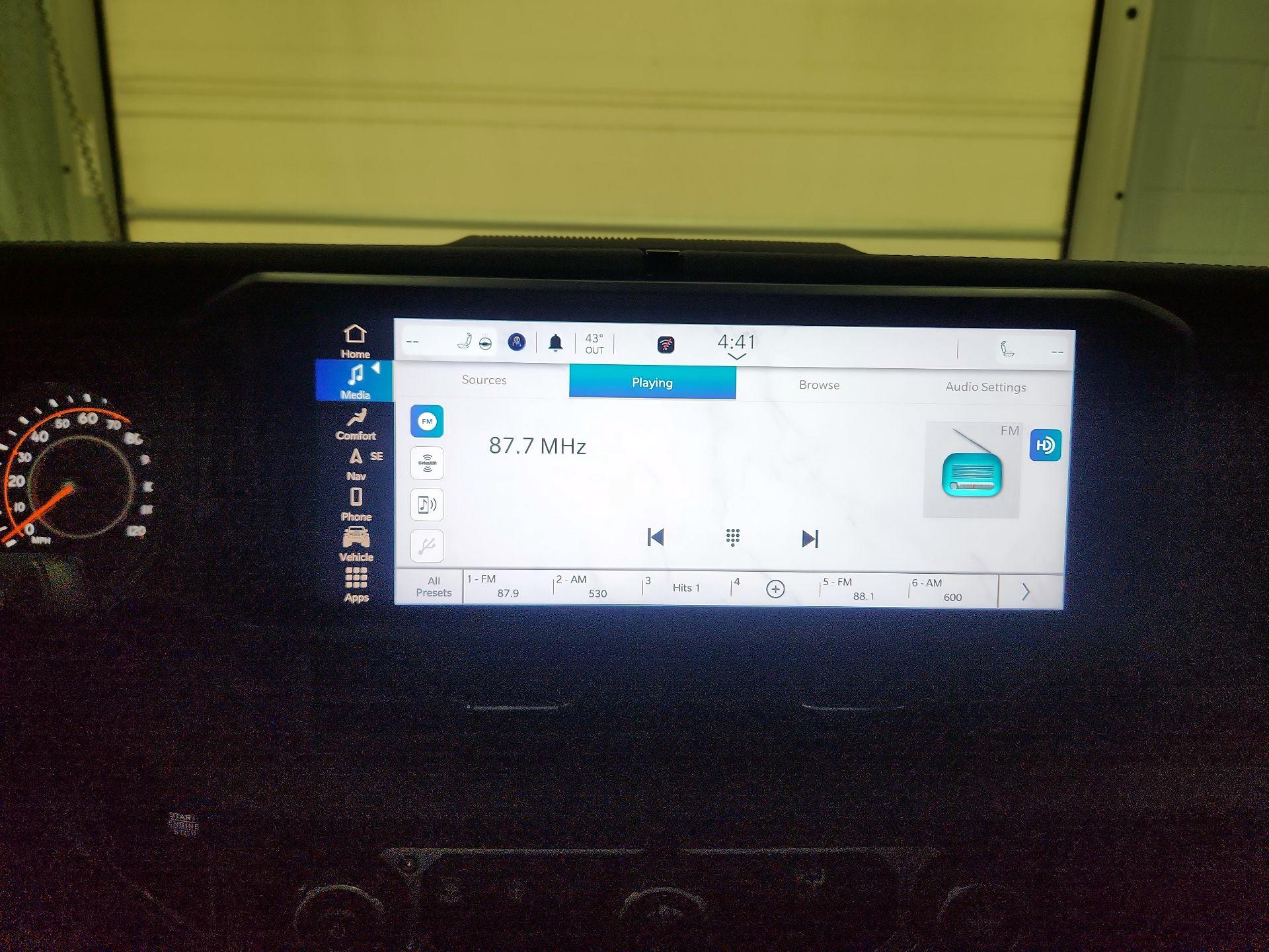 Thumbnail: 2024 Jeep Wrangler - 15