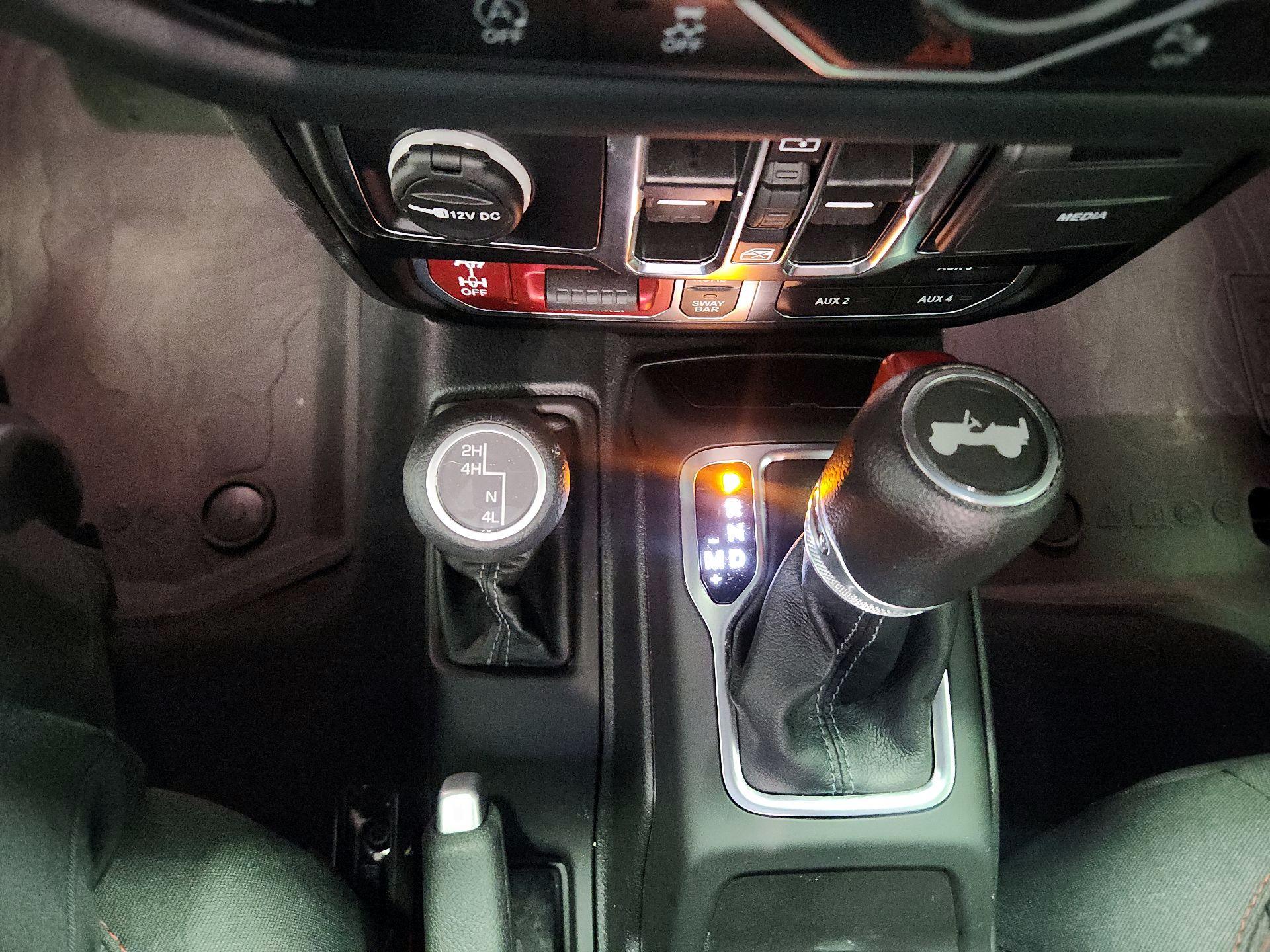 Thumbnail: 2024 Jeep Wrangler - 17