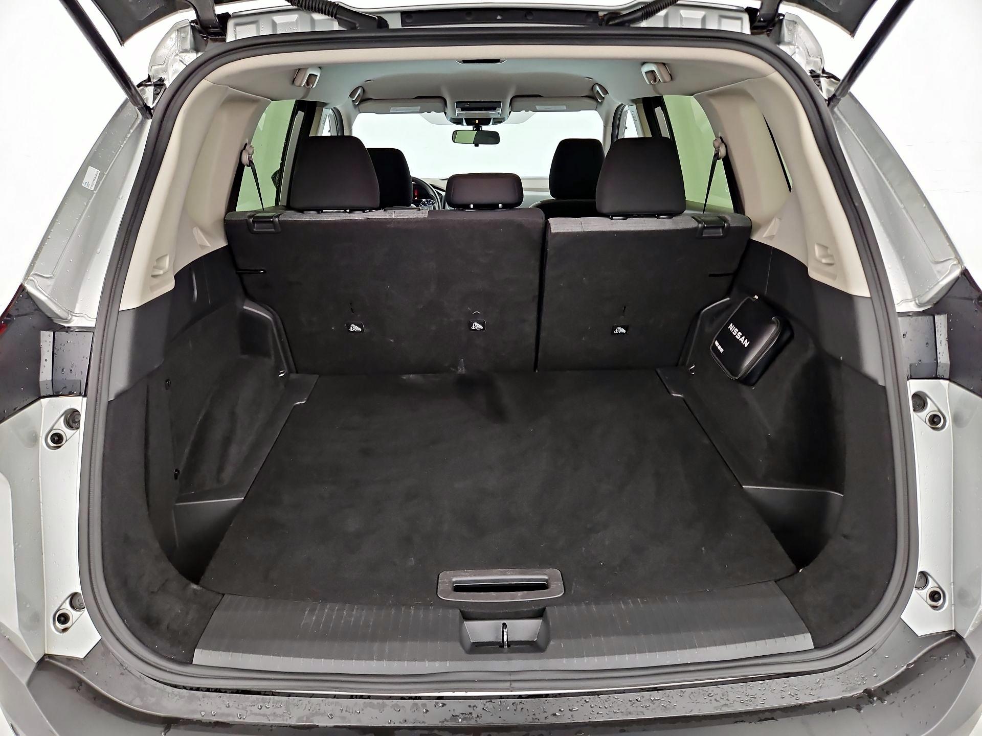 Thumbnail: 2023 Nissan Rogue - 20