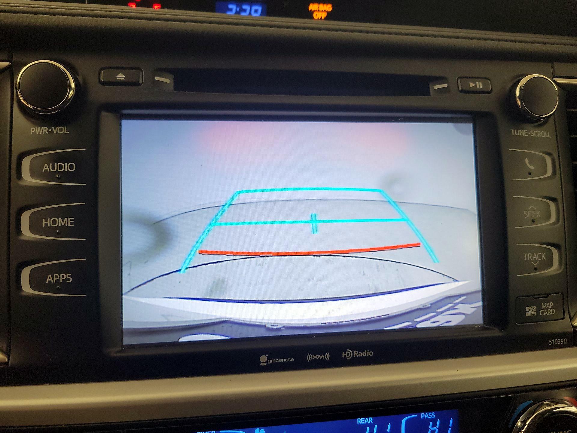 Thumbnail: 2019 Toyota Highlander - 14