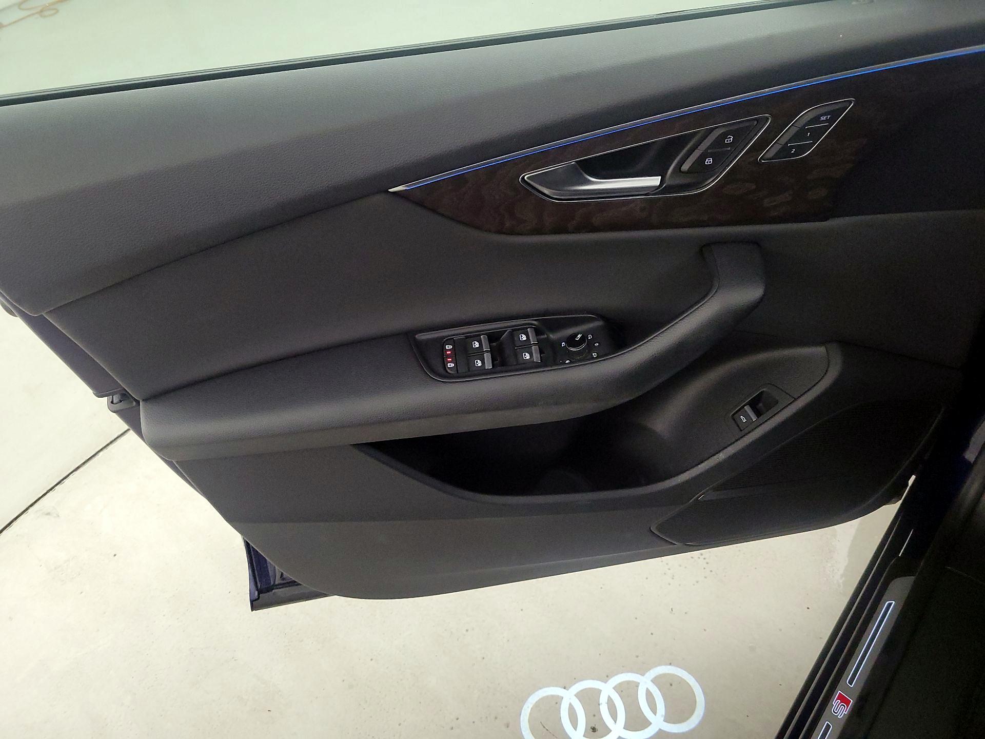 Thumbnail: 2019 Audi Q8 - 12