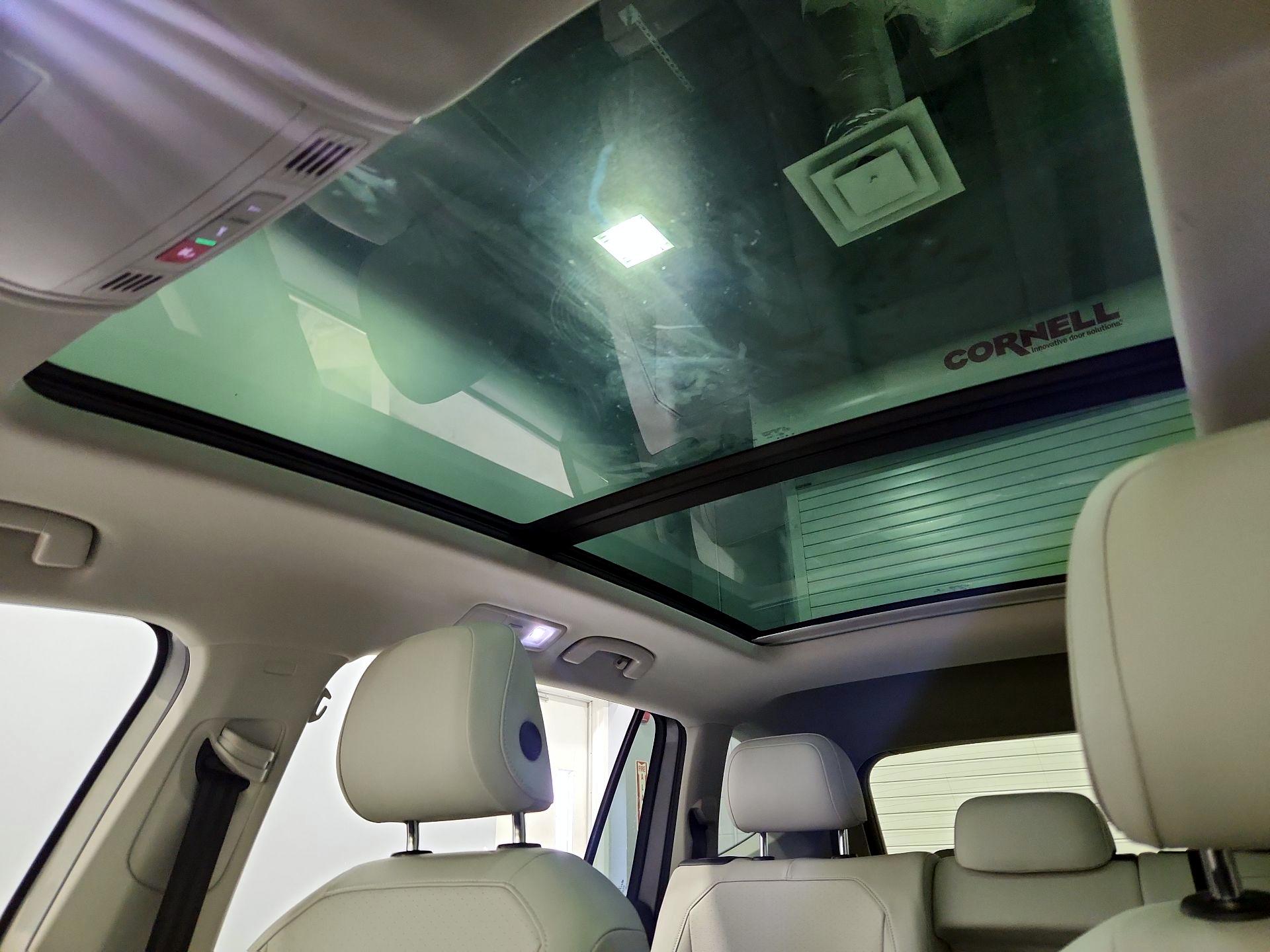 Thumbnail: 2021 Volkswagen Tiguan - 19