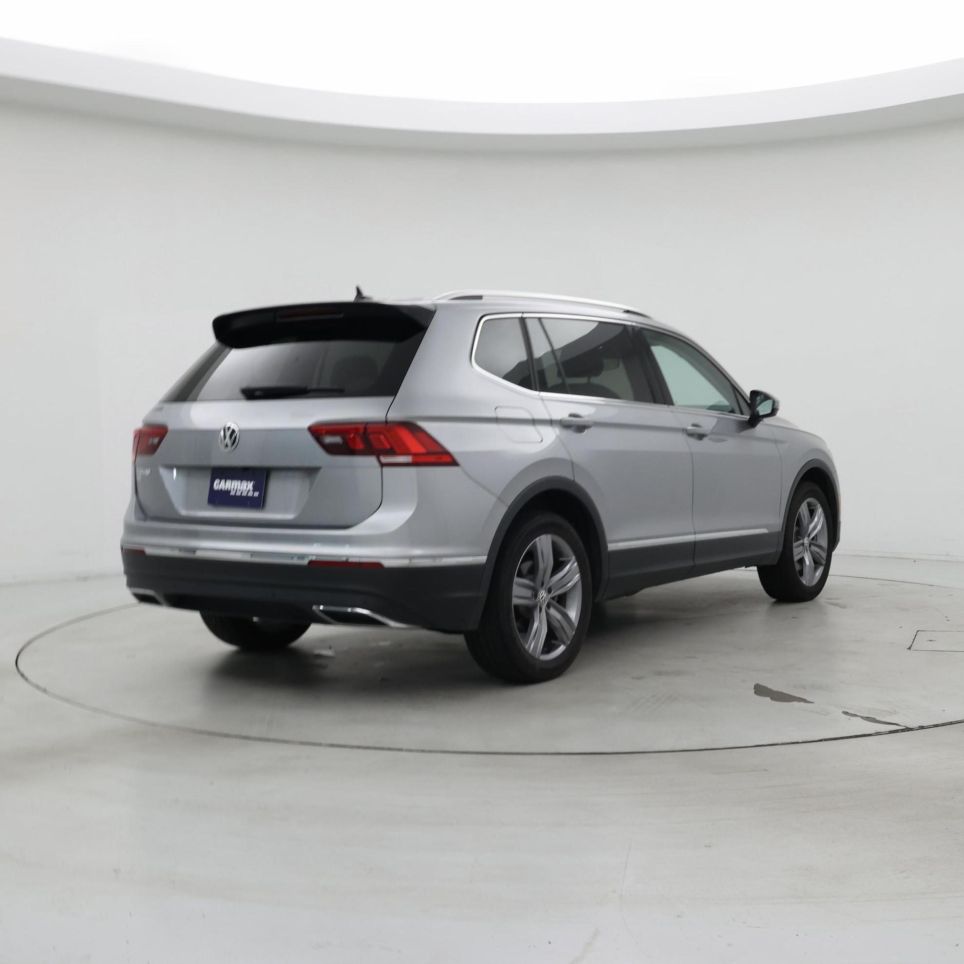 Thumbnail: 2021 Volkswagen Tiguan - 8